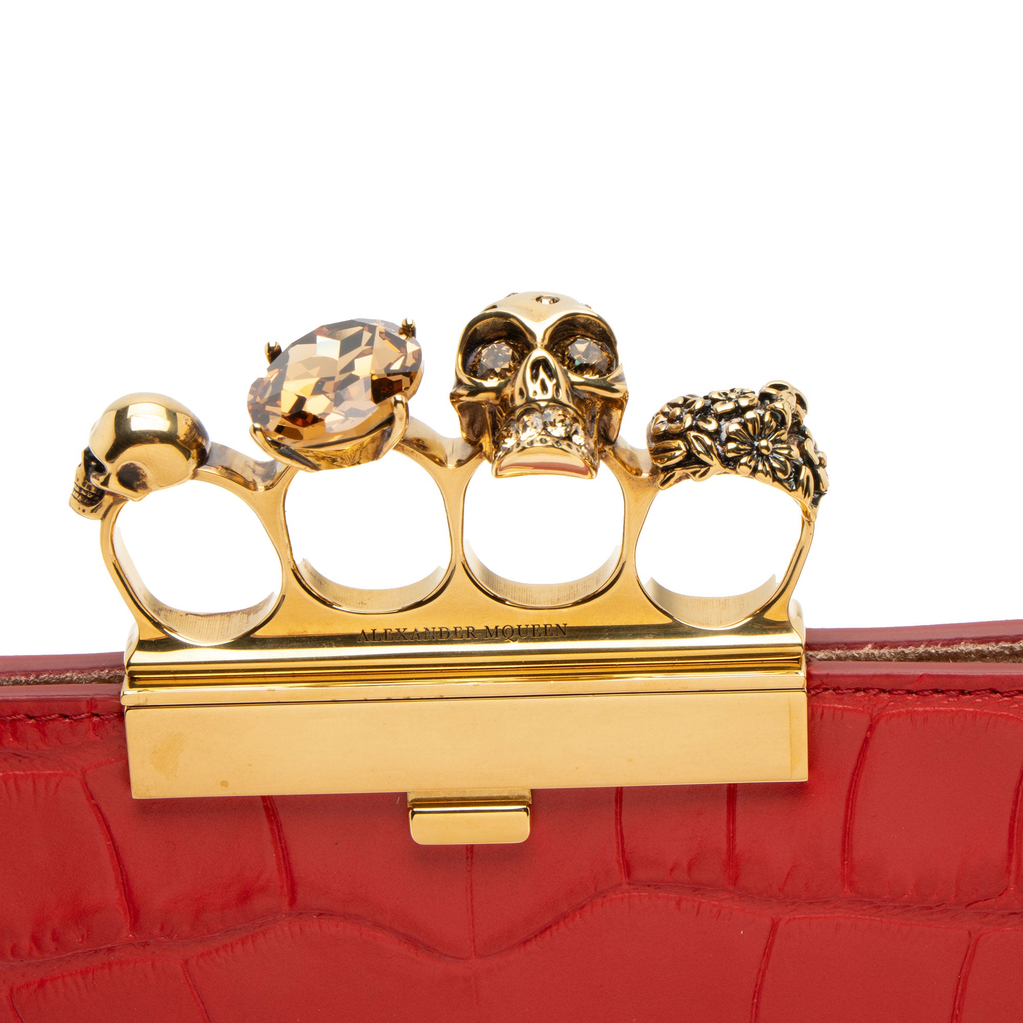 Alexander McQueen Croc Embossed Leather Skull Four-Ring Flat Clutch (SHF-av5Xyc)