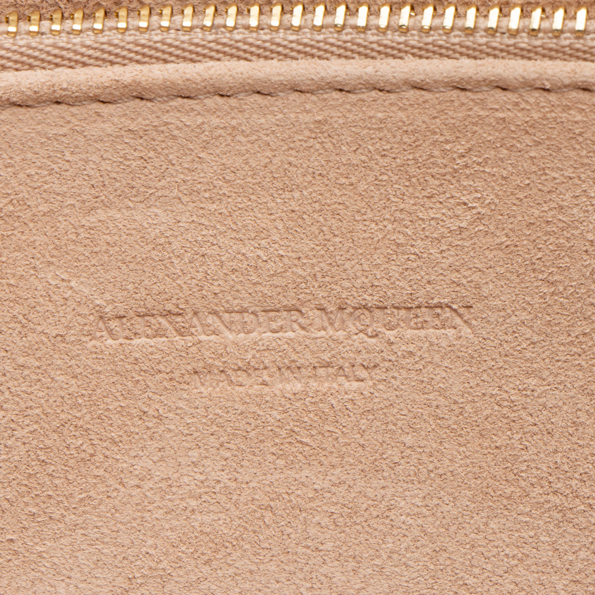 Alexander McQueen Croc Embossed Leather Skull Four-Ring Flat Clutch (SHF-av5Xyc)