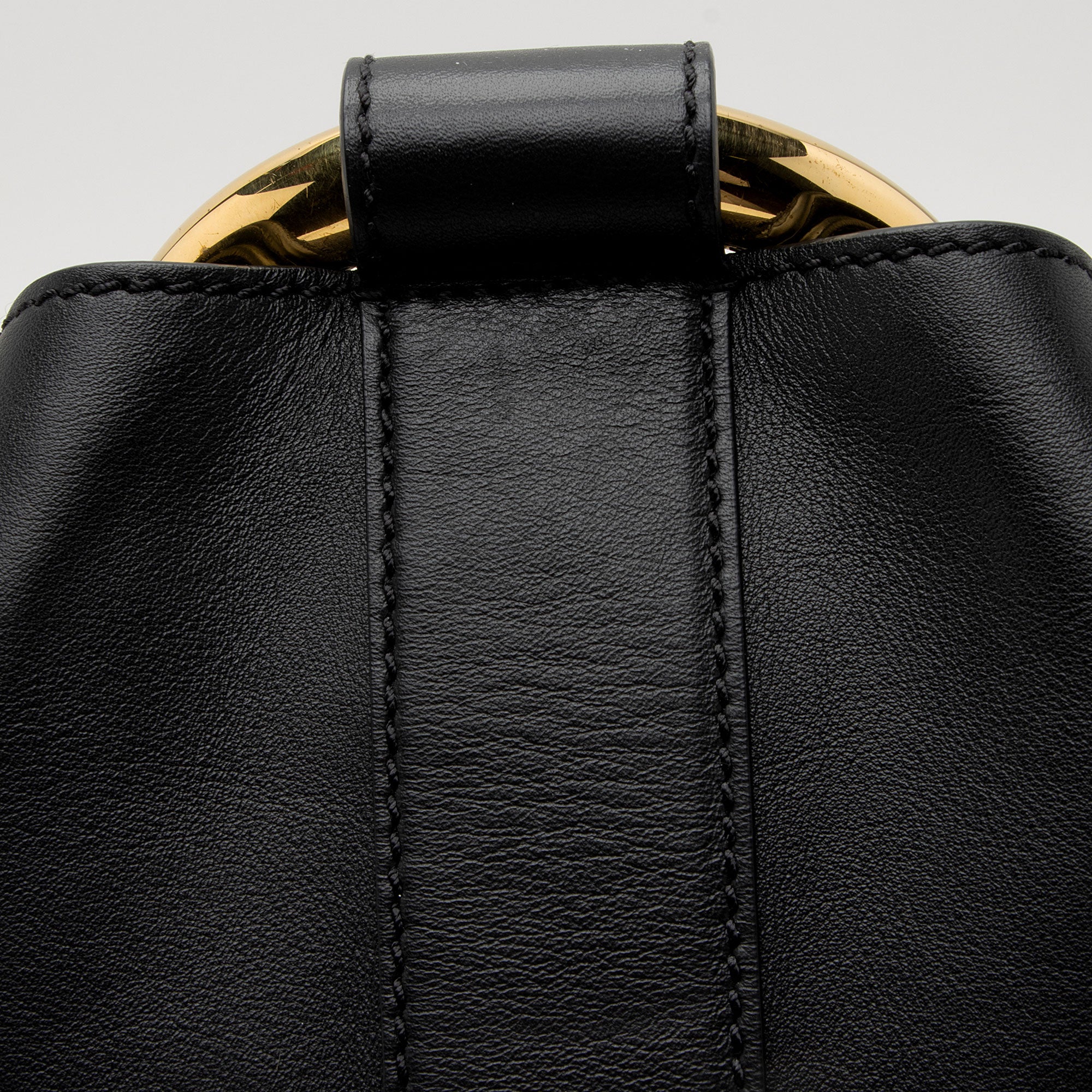 Alexander McQueen Leather Butterfly Shoulder Bag (SHF-sGBvnd)