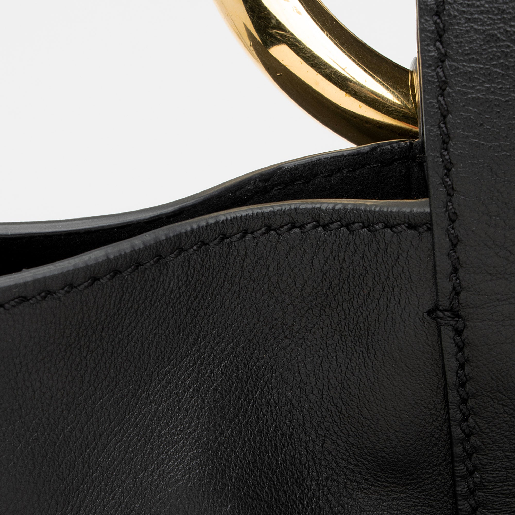 Alexander McQueen Leather Butterfly Shoulder Bag (SHF-sGBvnd)