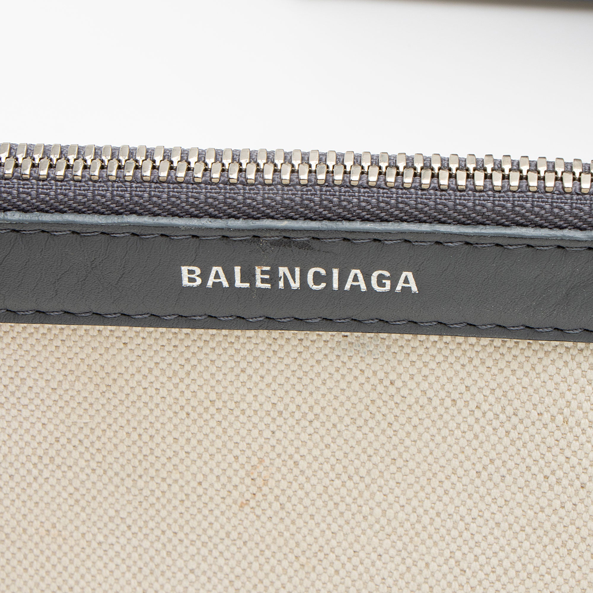Balenciaga Canvas Logo Cabas Small Tote (SHF-Hb4Aah)