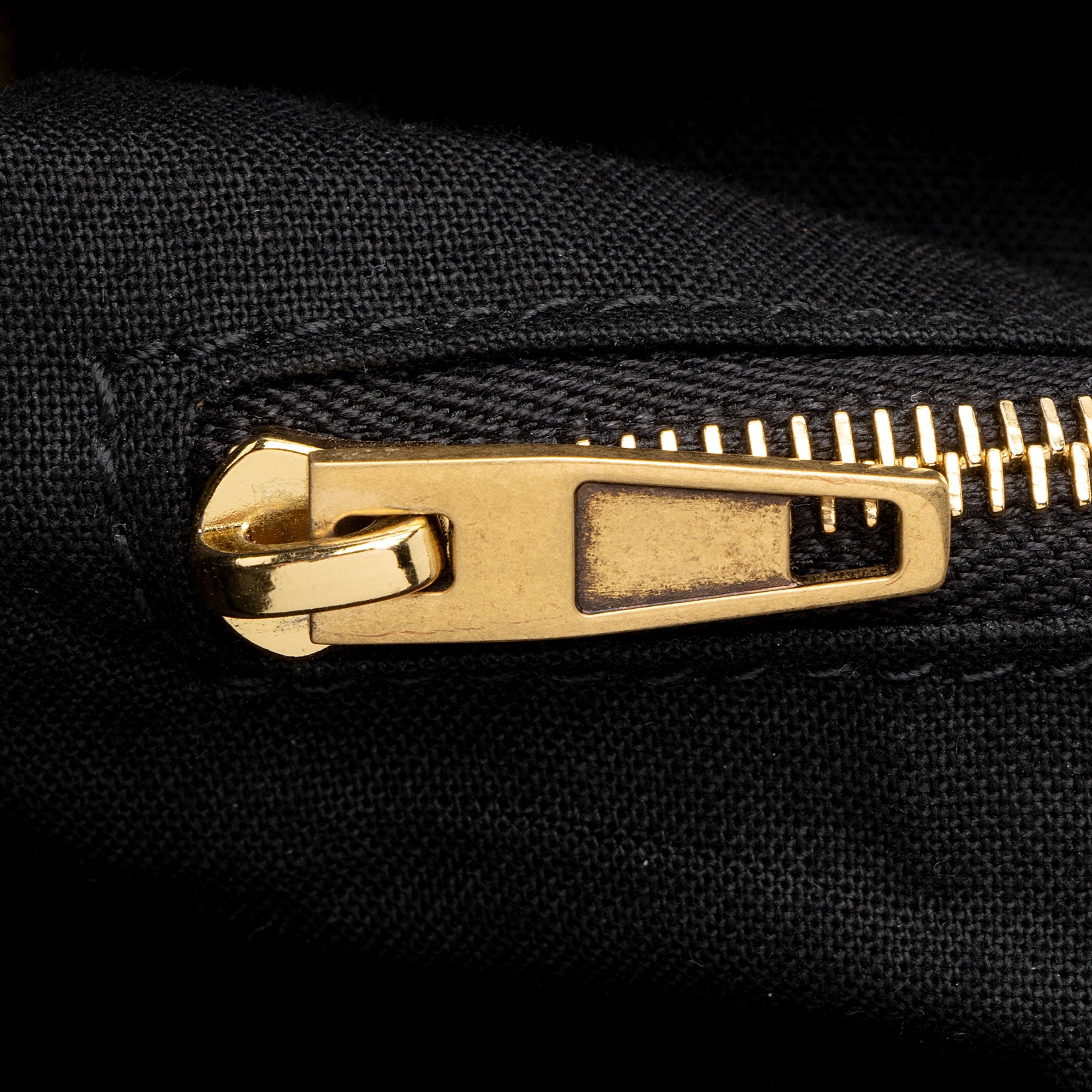 Balenciaga Crushed Calfskin Crush Medium Chain Shoulder Bag