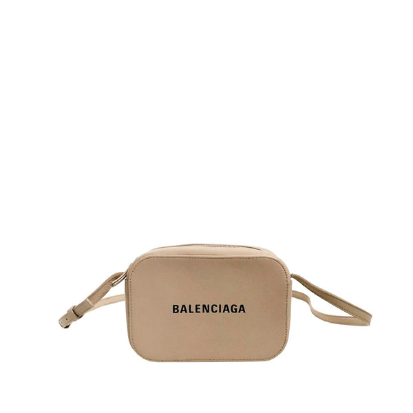 Balenciaga Everyday XS Camera Bag (SHG-HvZ7mI)