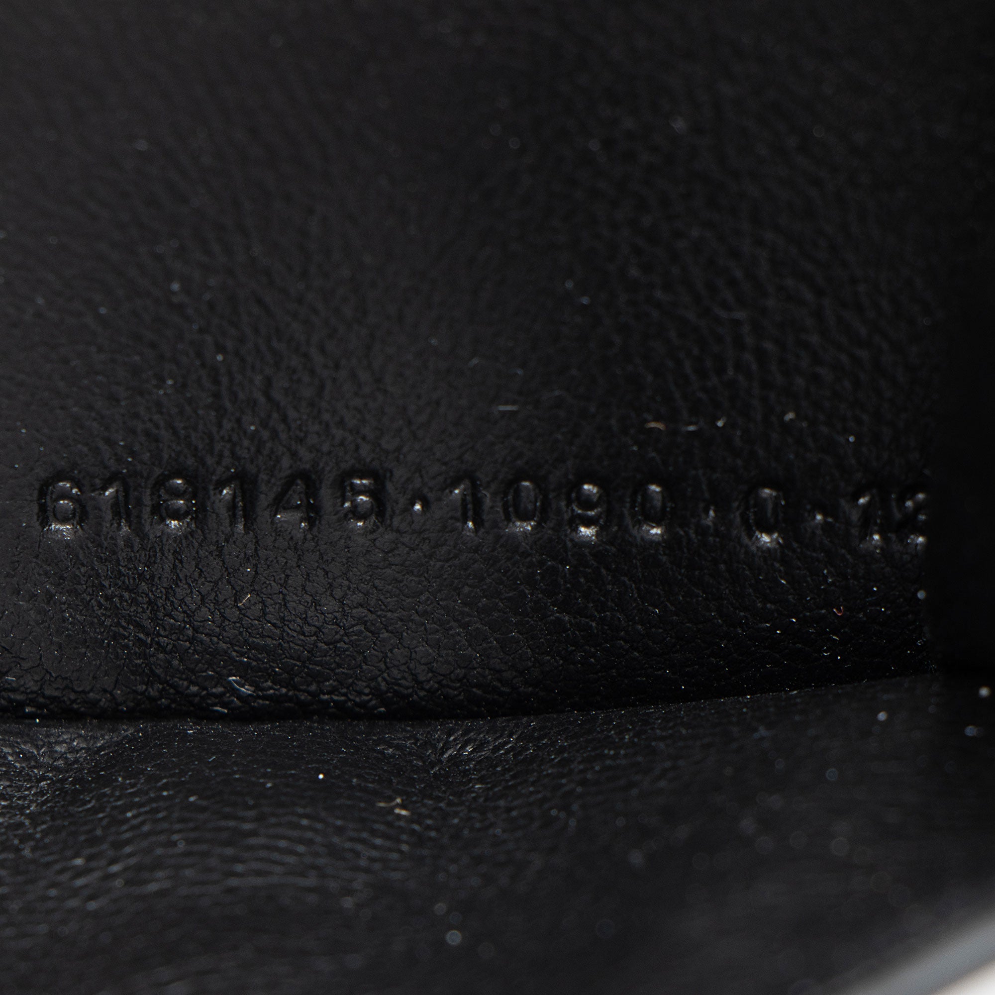 Balenciaga Grained Calfskin Logo Cash Mini Wallet on Chain (SHF-uR1F9W)