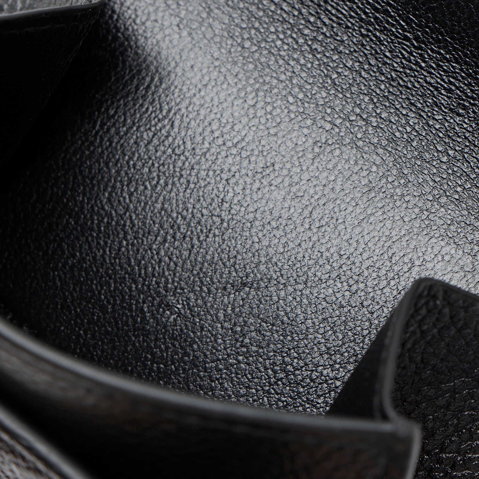 Balenciaga Grained Calfskin Logo Cash Mini Wallet on Chain (SHF-uR1F9W)