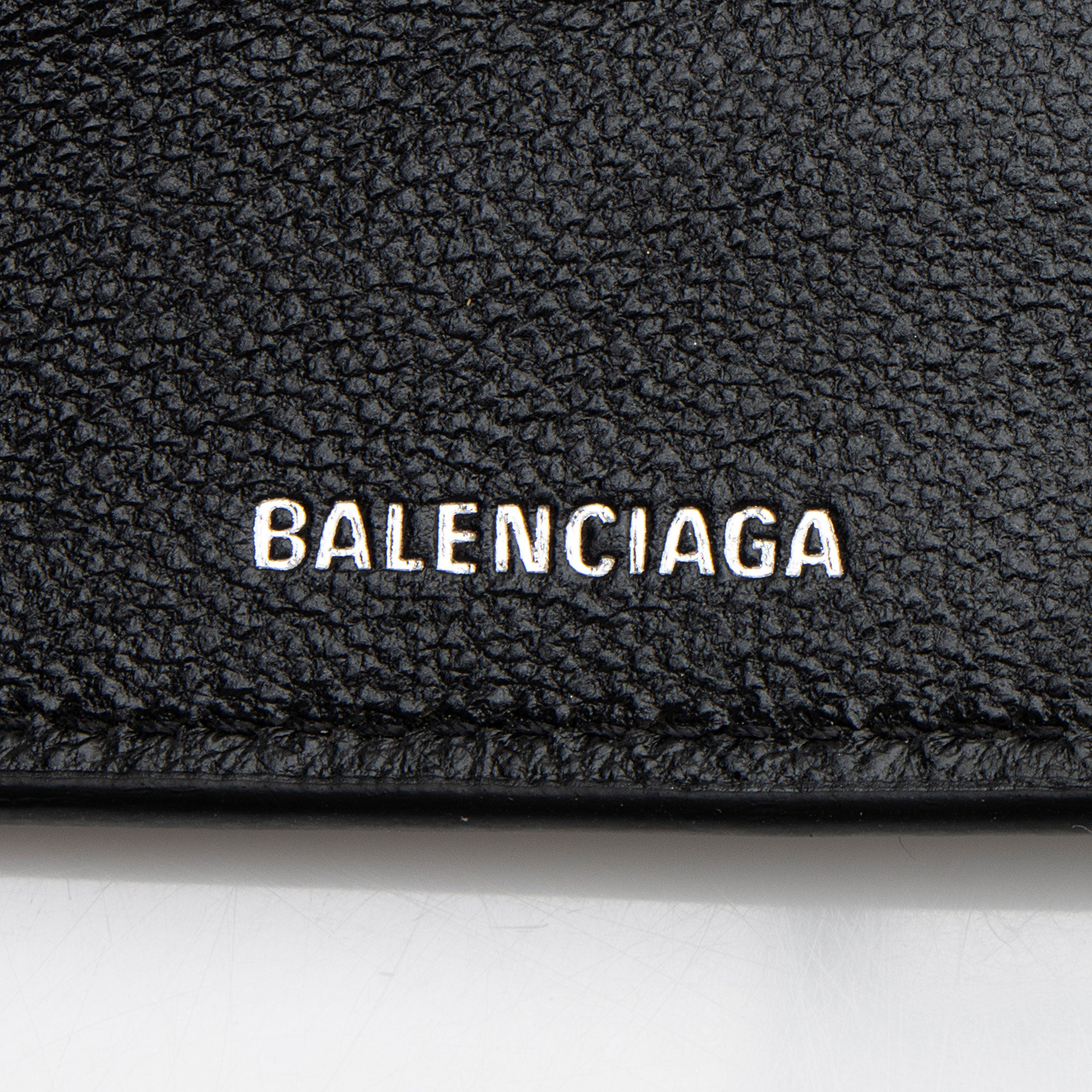 Balenciaga Grained Calfskin Logo Cash Mini Wallet on Chain (SHF-uR1F9W)