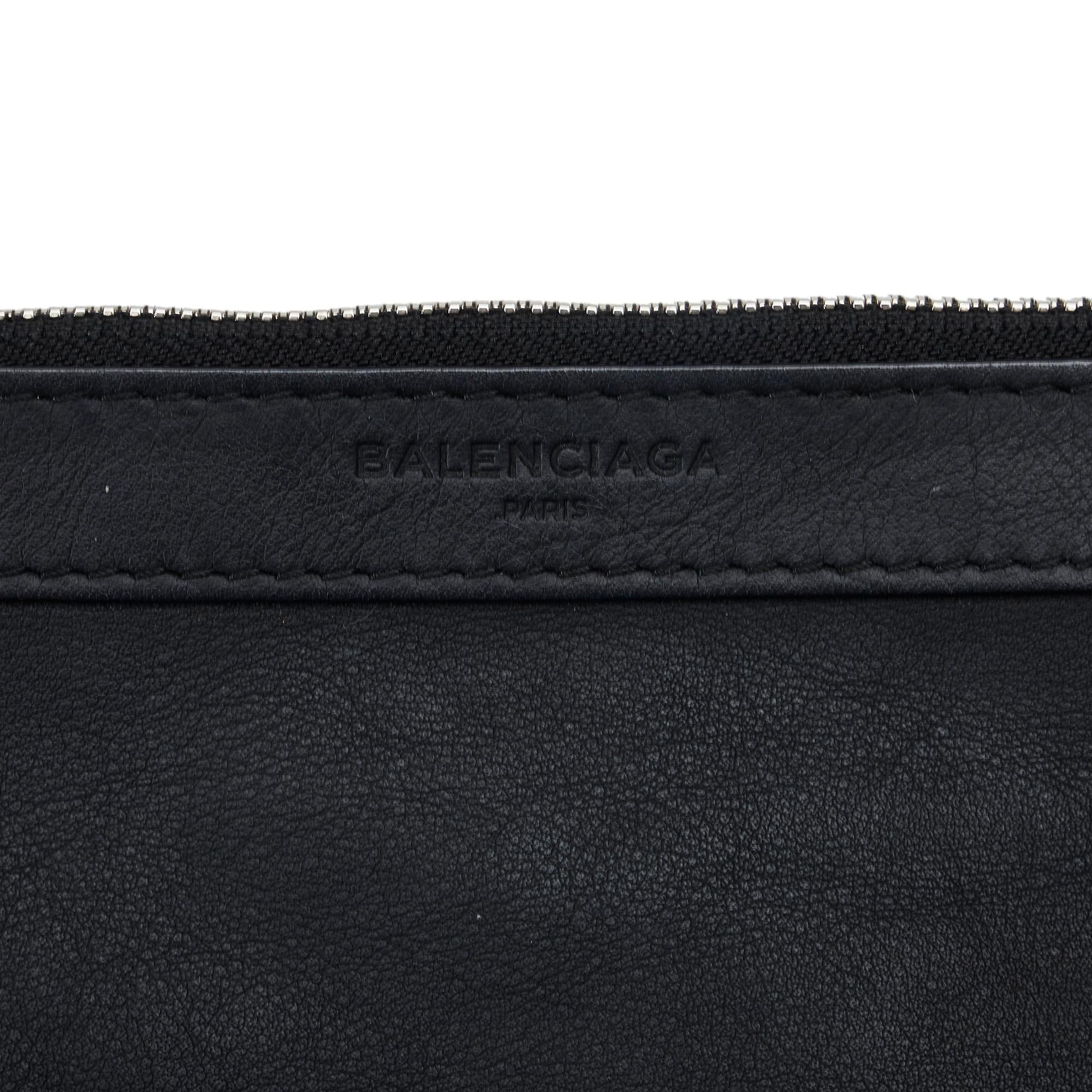 Balenciaga Navy Cabas M Tote Bag (SHG-GfX0gC)