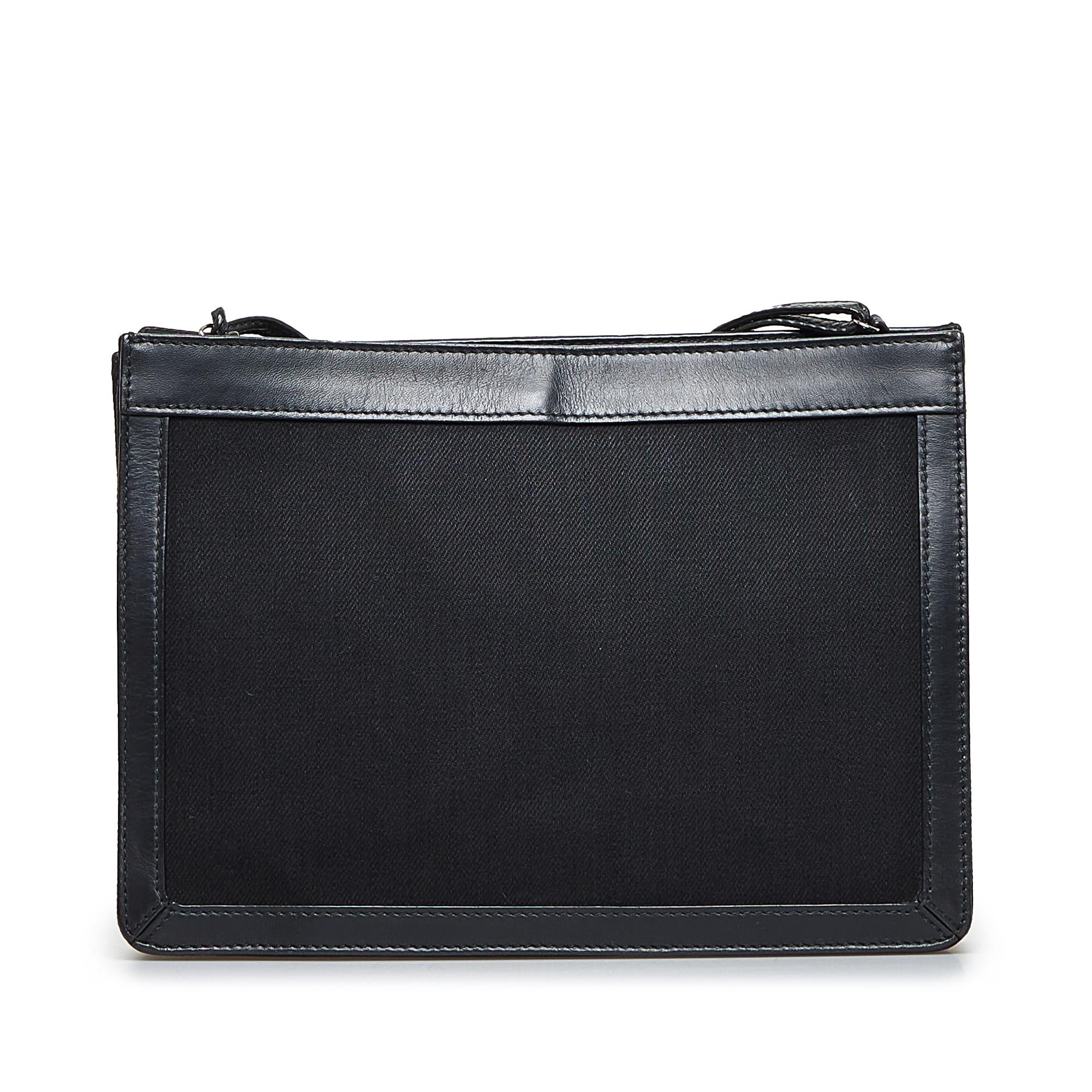 Balenciaga Navy Pochette M Crossbody (SHG-xmmUMh)