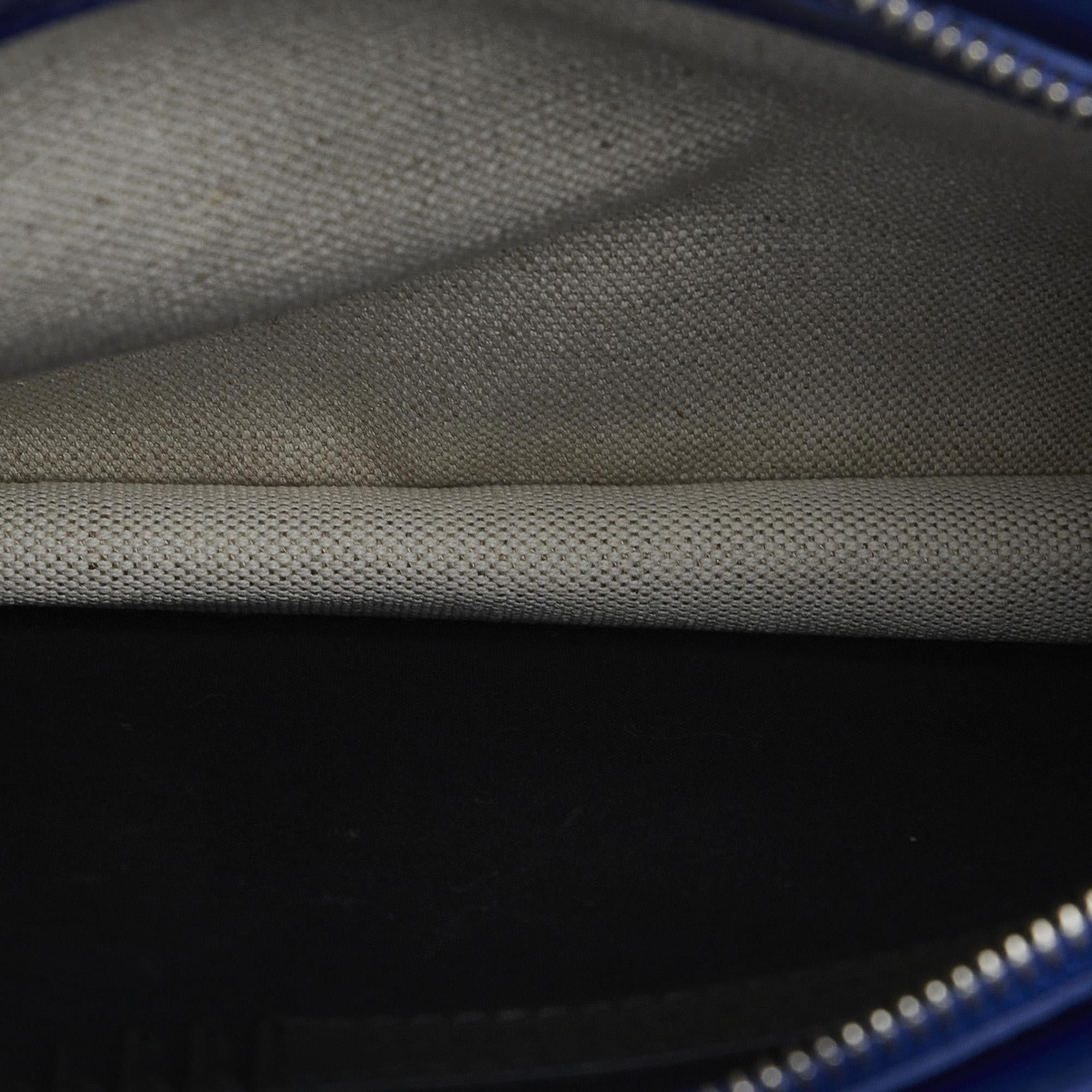 Balenciaga Navy Pochette S Crossbody (SHG-fd1rJw)