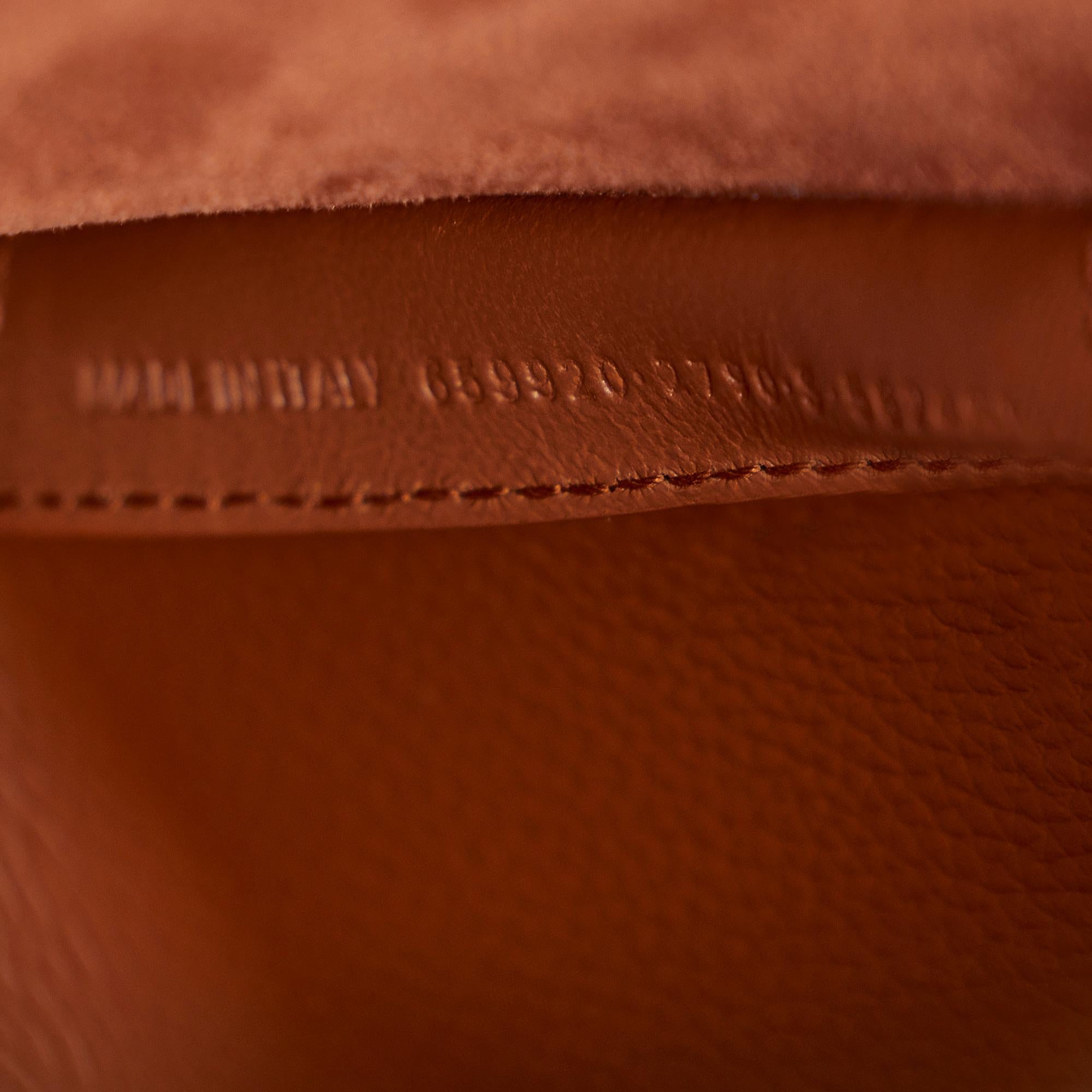 Balenciaga Tool 2.0 North South (SHG-uHVAK8)