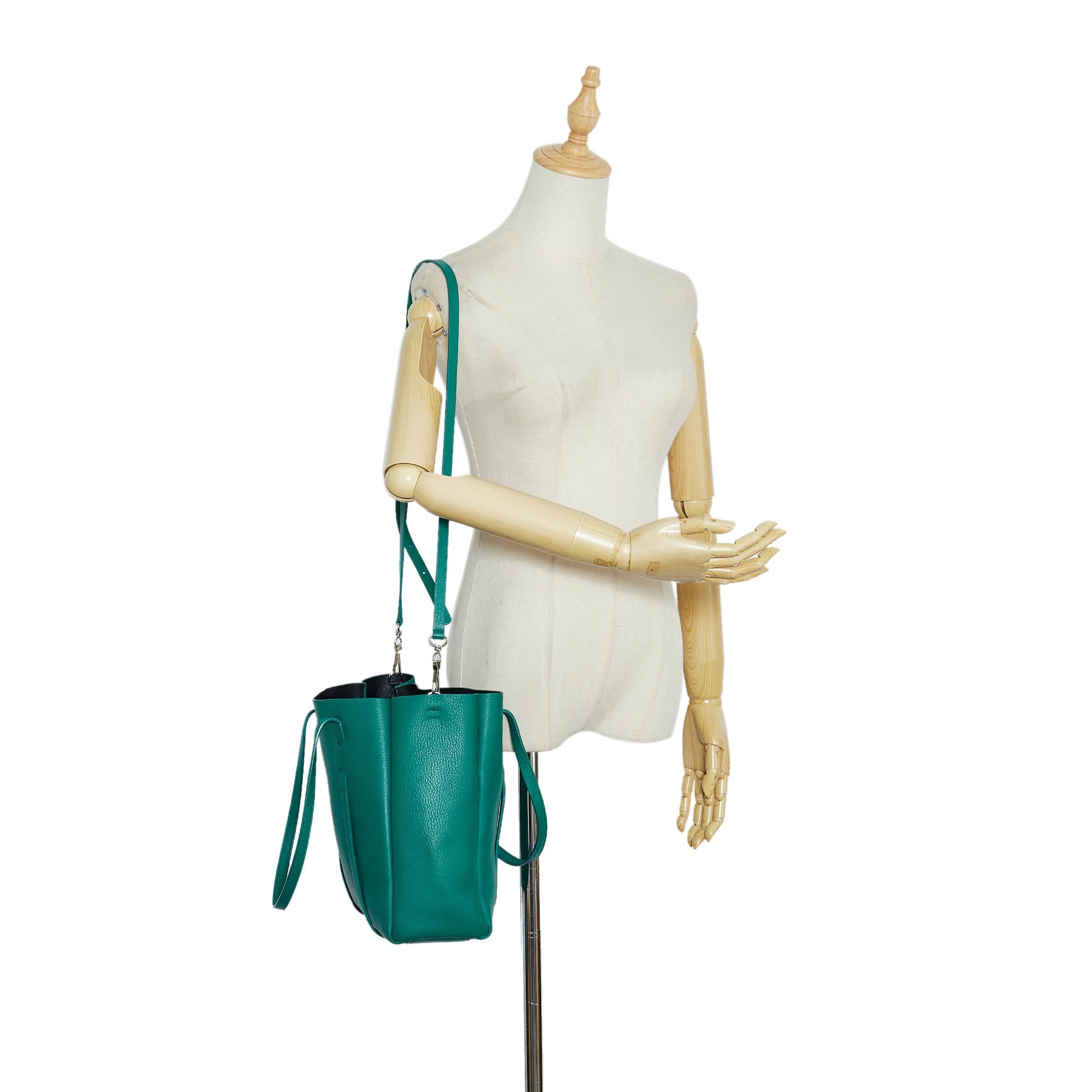 Balenciaga XS Everyday Tote (SHG-PPM3bU)