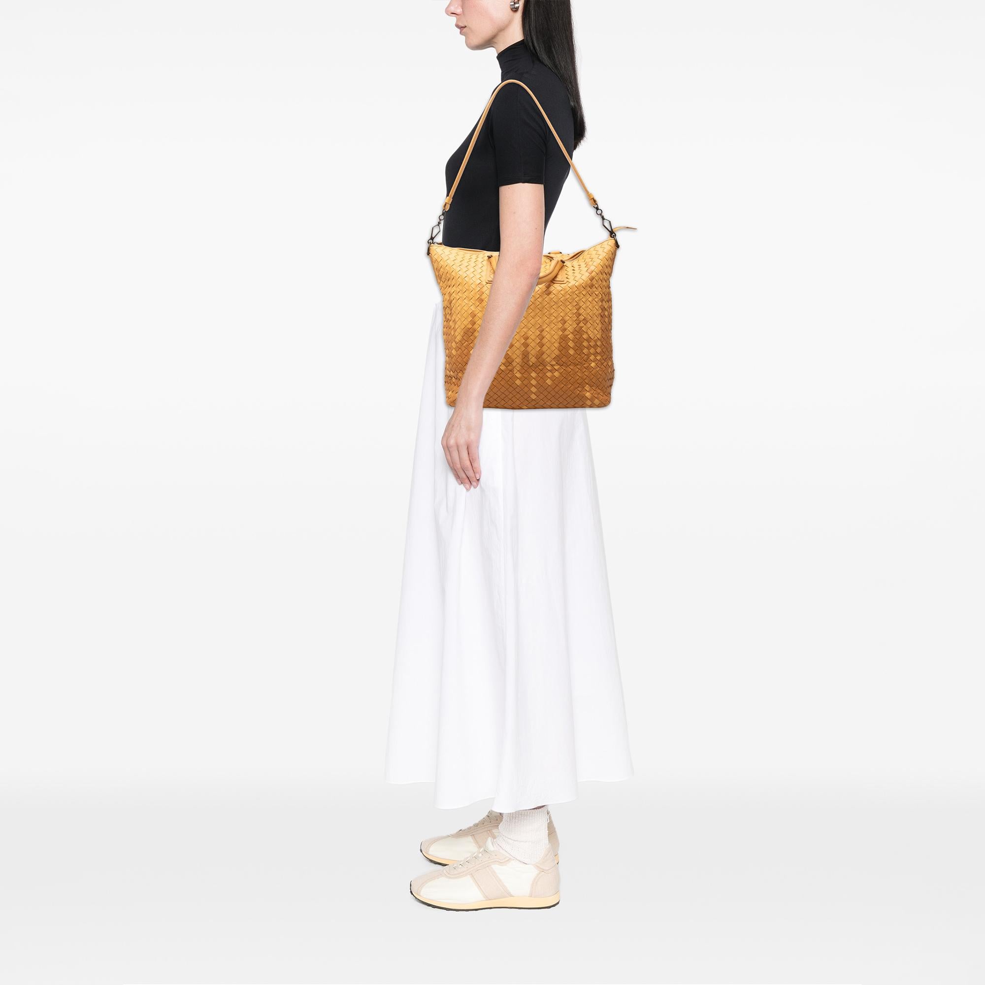 Bottega Veneta Bicolor Nappa Intrecciato Convertible Tote