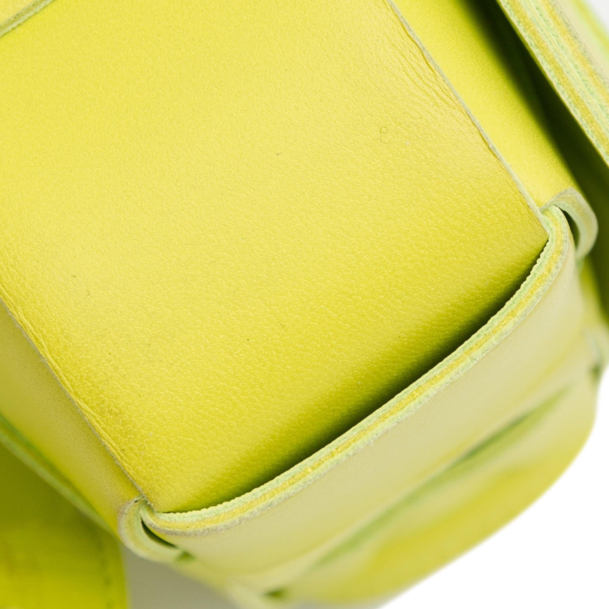 Bottega Veneta Intrecciato Cassette Crossbody (SHG-j1e6qW)