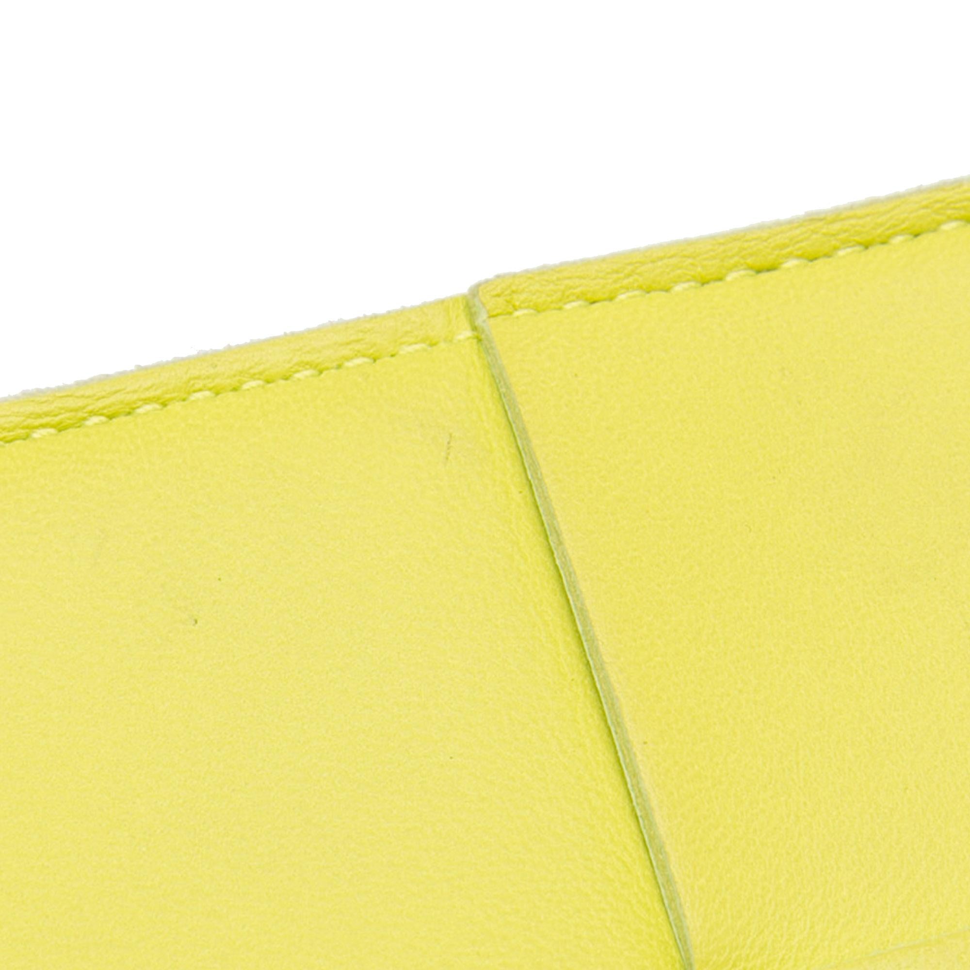 Bottega Veneta Intrecciato Cassette Crossbody (SHG-j1e6qW)