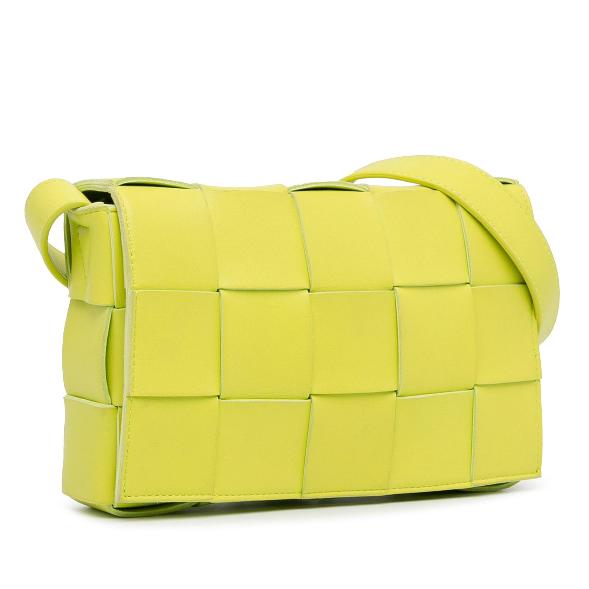 Bottega Veneta Intrecciato Cassette Crossbody (SHG-j1e6qW)