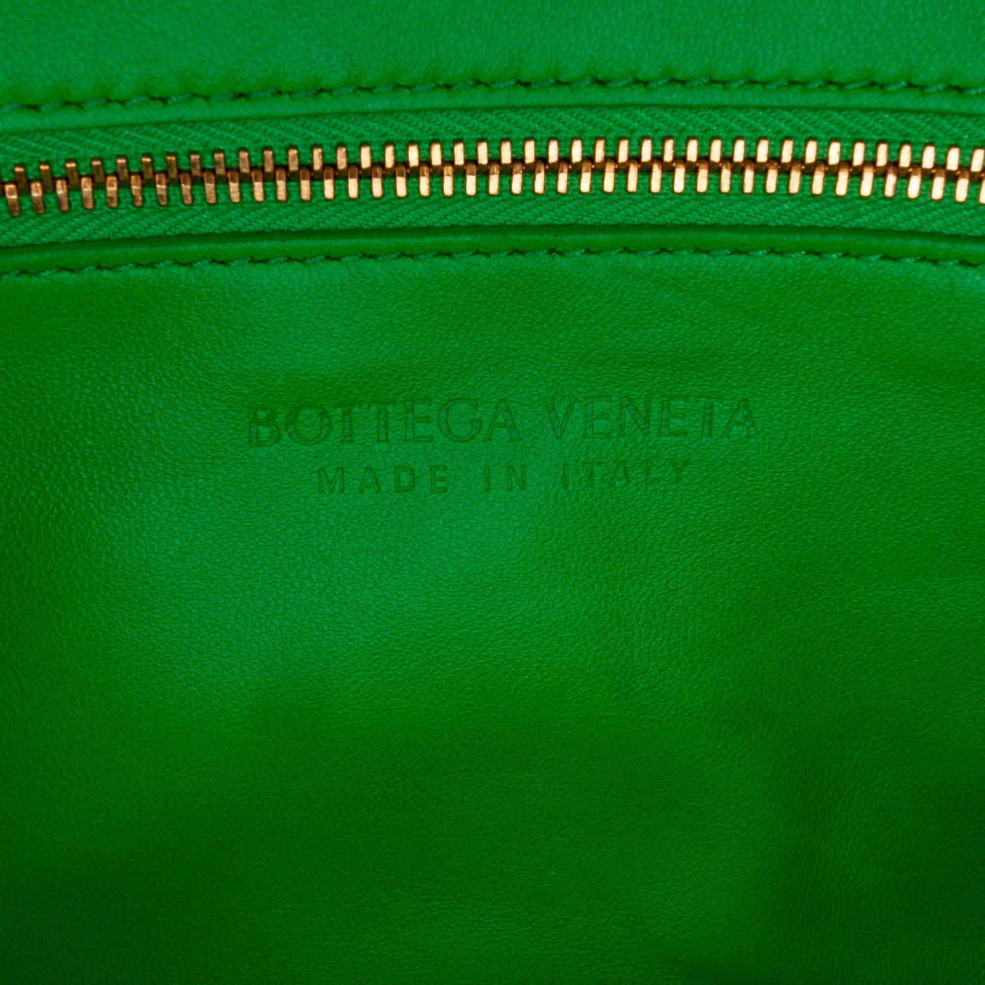 Bottega Veneta Intrecciato Cassette (SHG-dtJr0e)