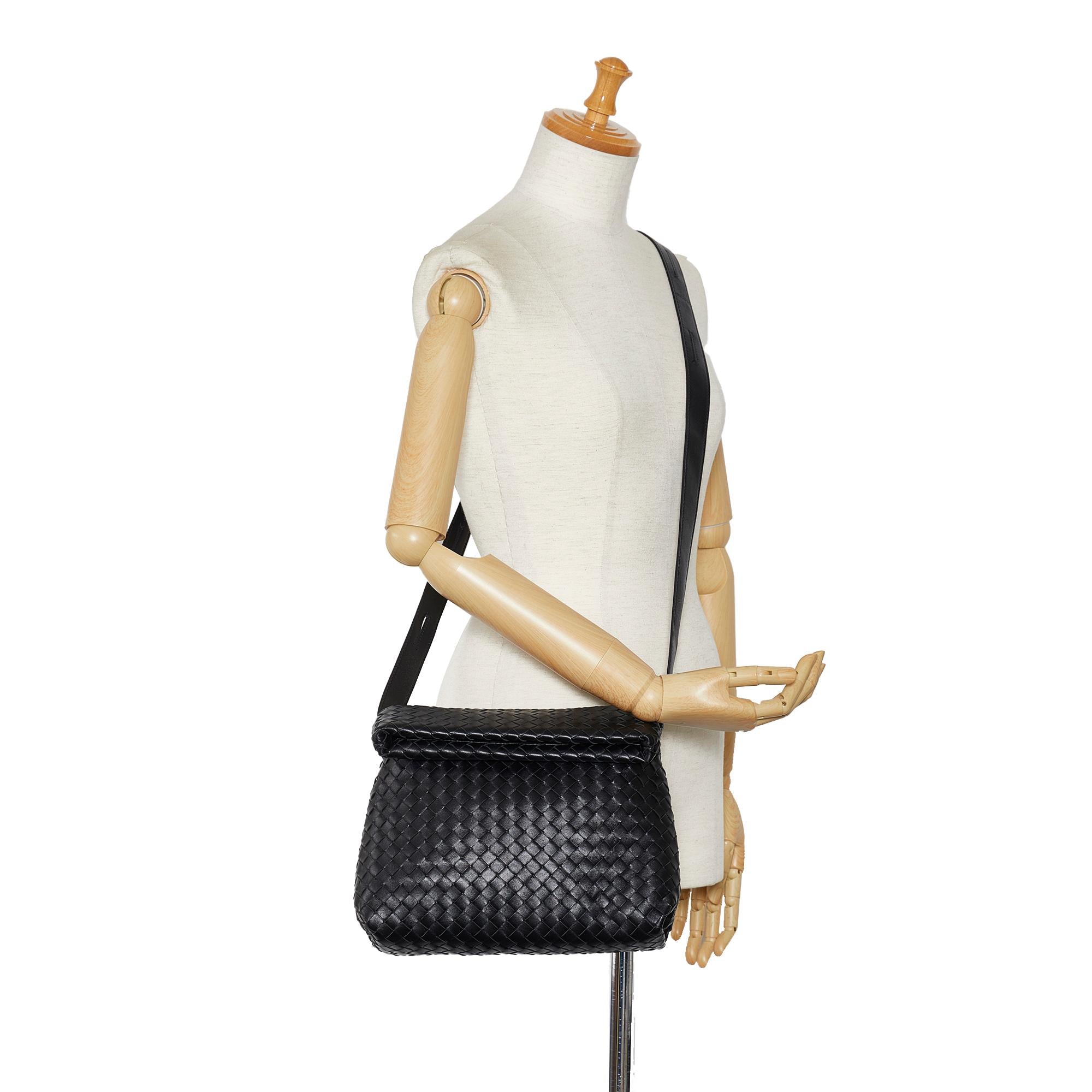 Bottega Veneta Intrecciato Fold Crossbody Bag (SHG-yjM3fp)