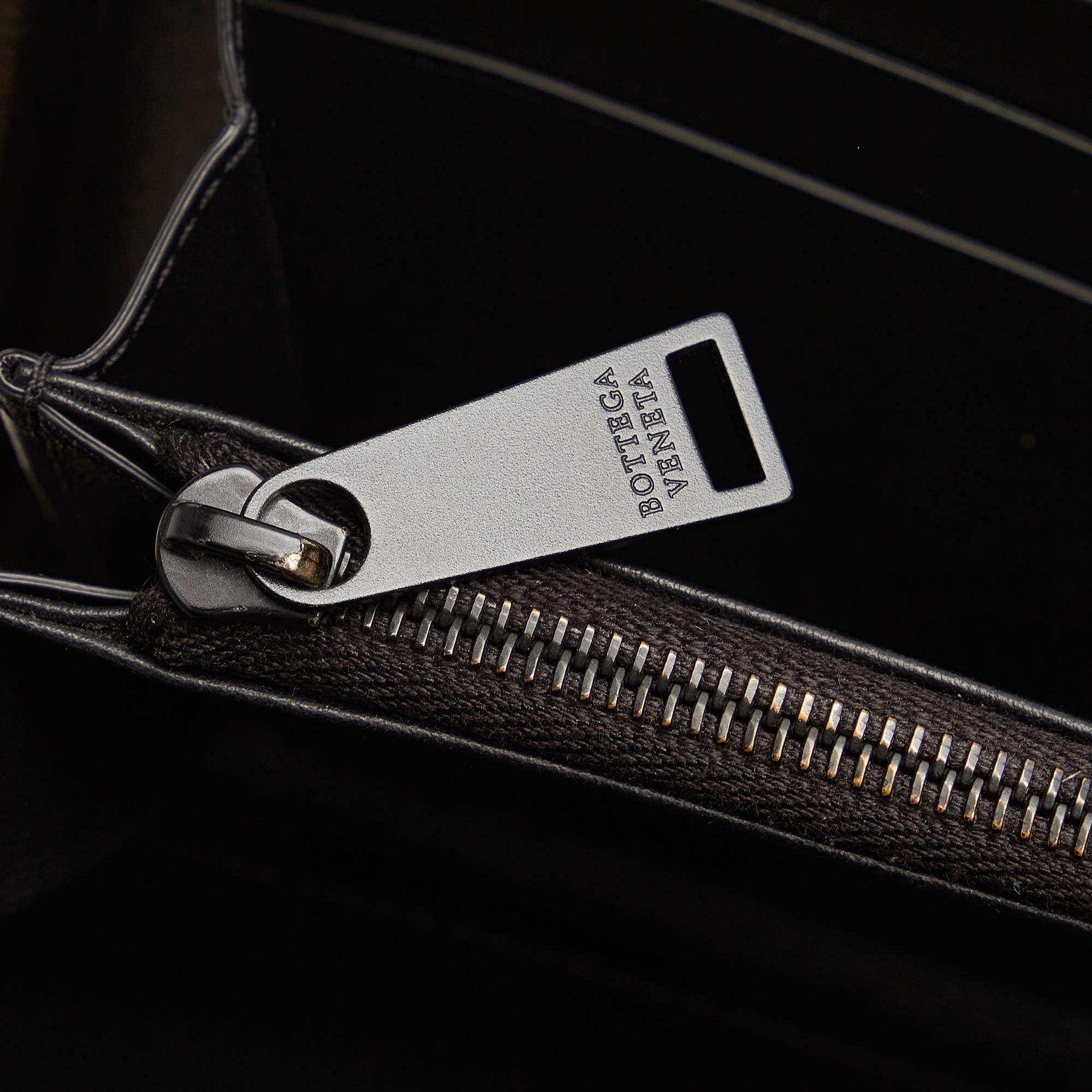 Bottega Veneta Intrecciato Long Wallet (SHG-EnqJeq)