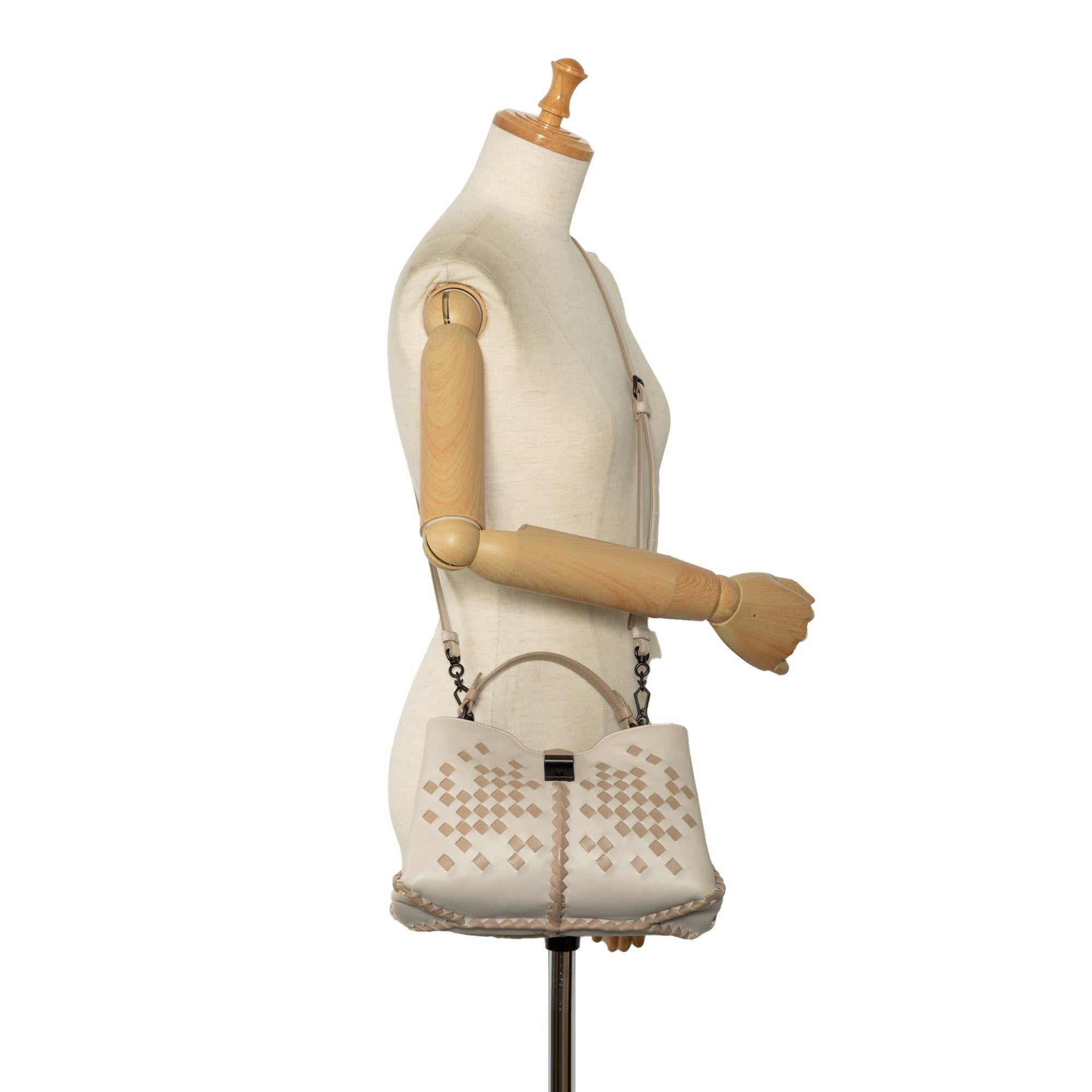 Bottega Veneta Intrecciato Napoli Satchel (SHG-JQS9k0)