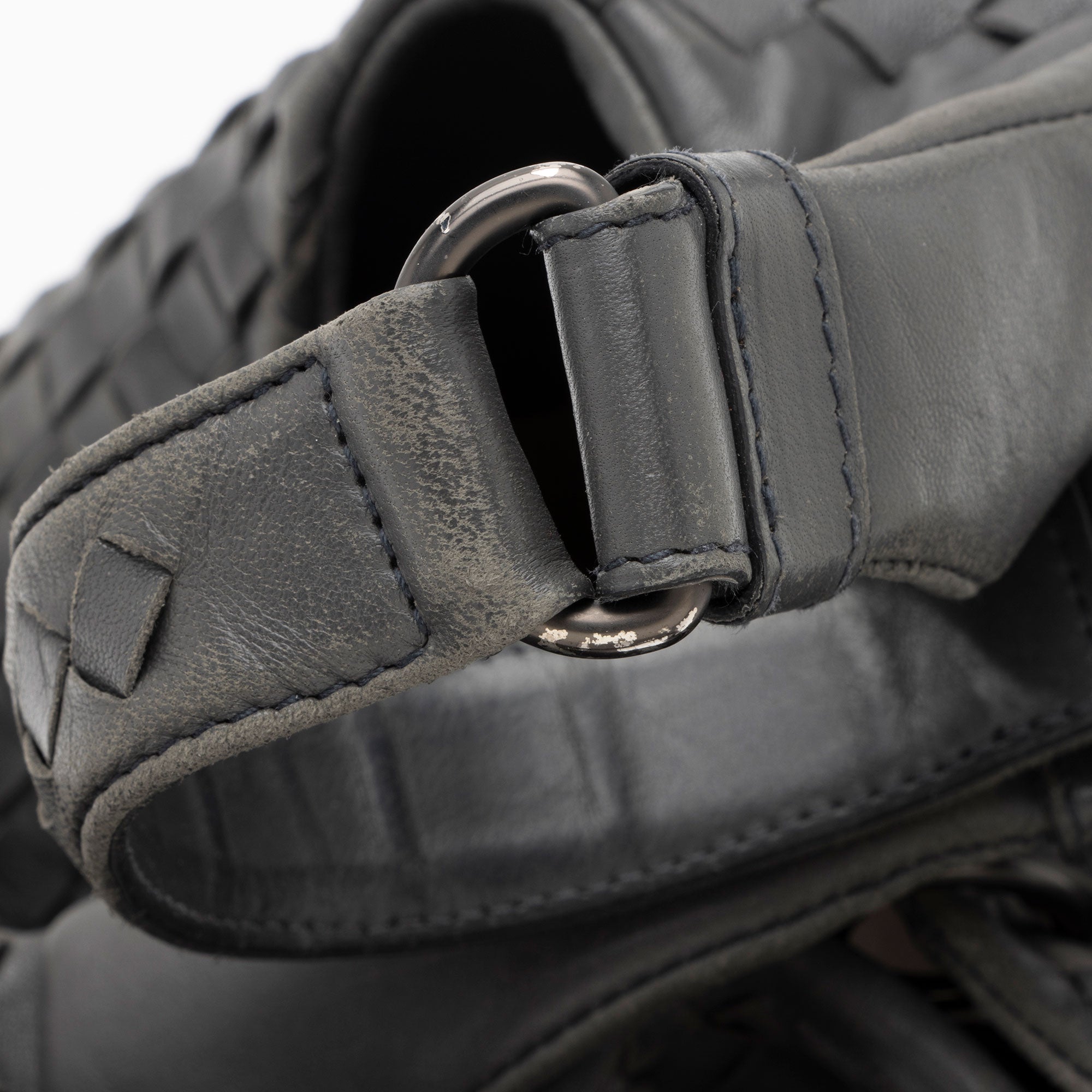 Bottega Veneta Intrecciato Nappa Campana Medium Shoulder Bag (SHF-a7yNeU)