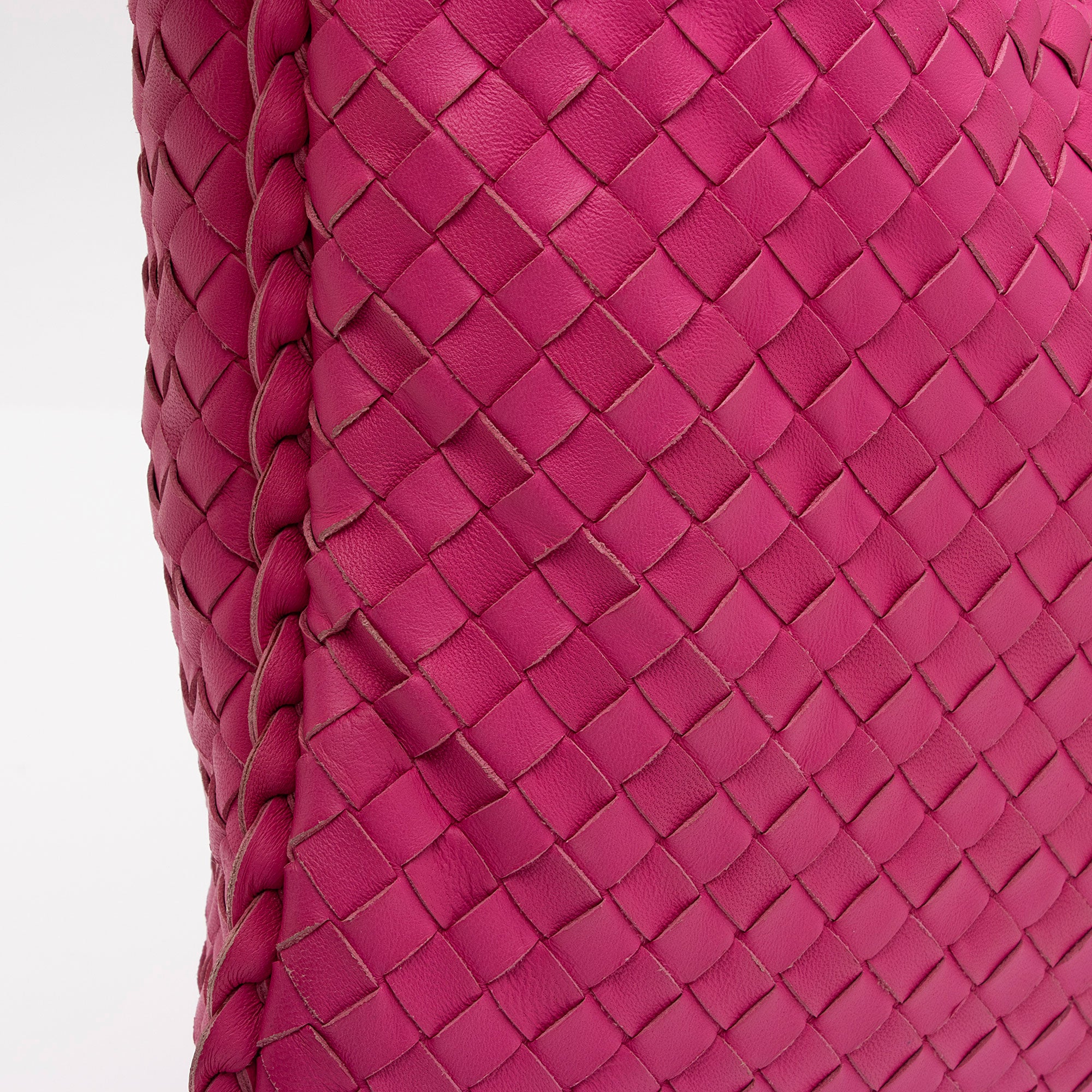 Bottega Veneta Intrecciato Nappa Medium Hobo