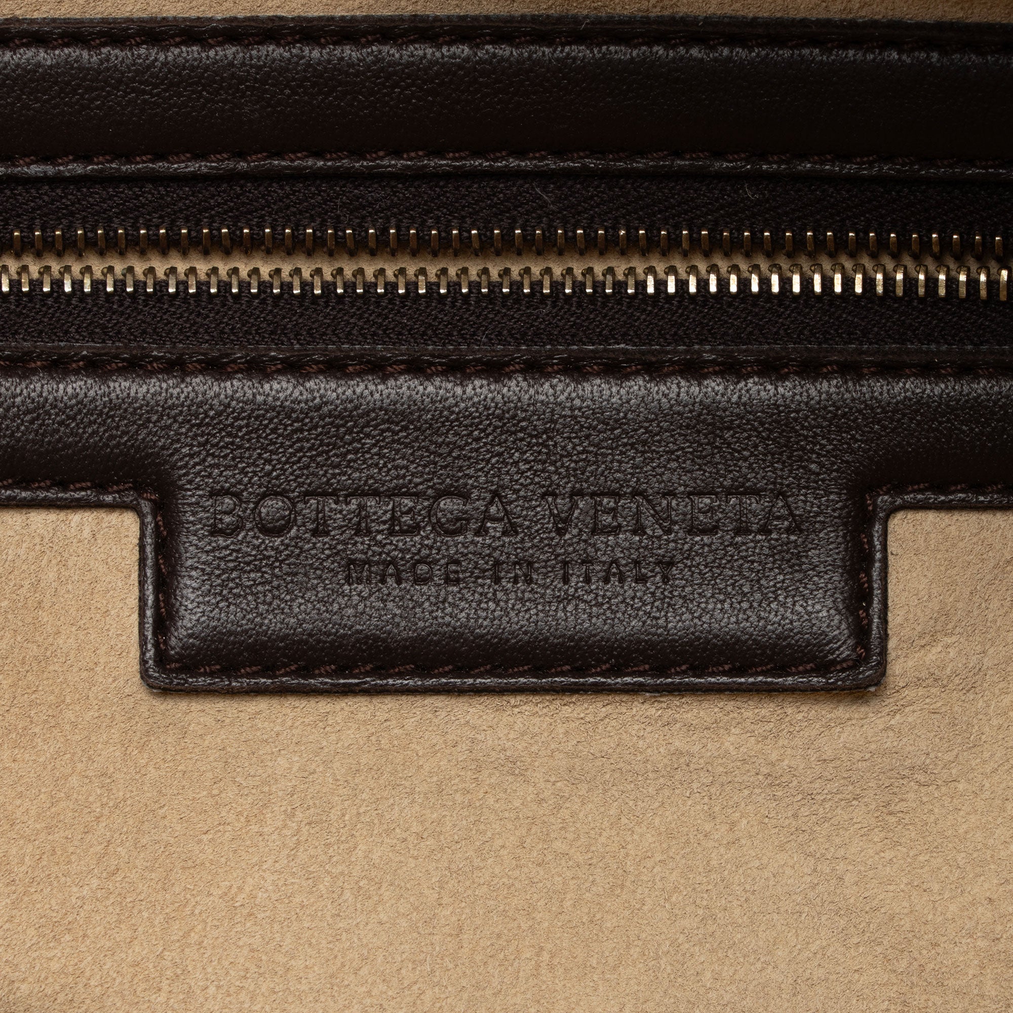 Bottega Veneta Intrecciato Nappa Montaigne Small Satchel (SHF-4lcw1Z)