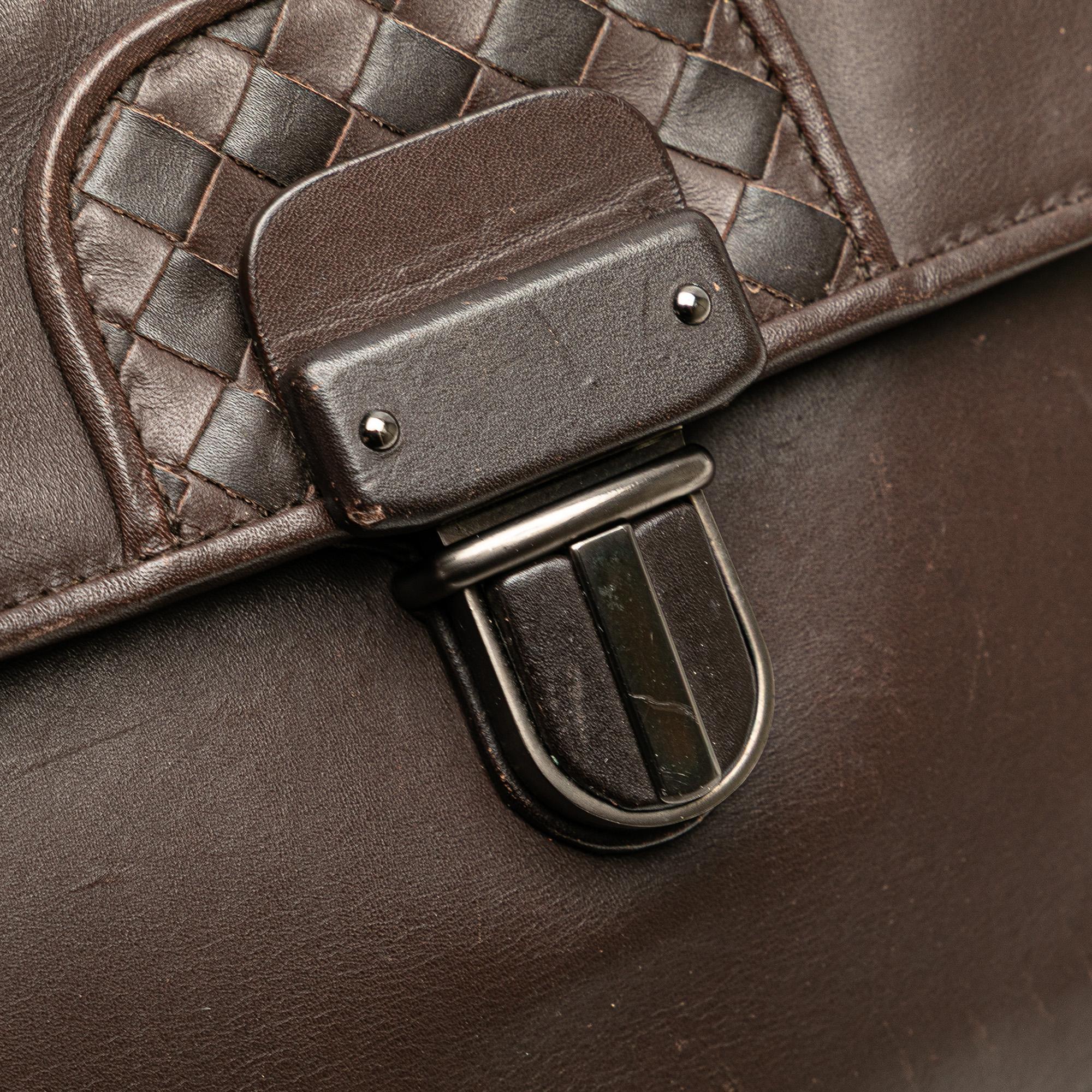 Bottega Veneta Intrecciato Trimmed Leather Clutch