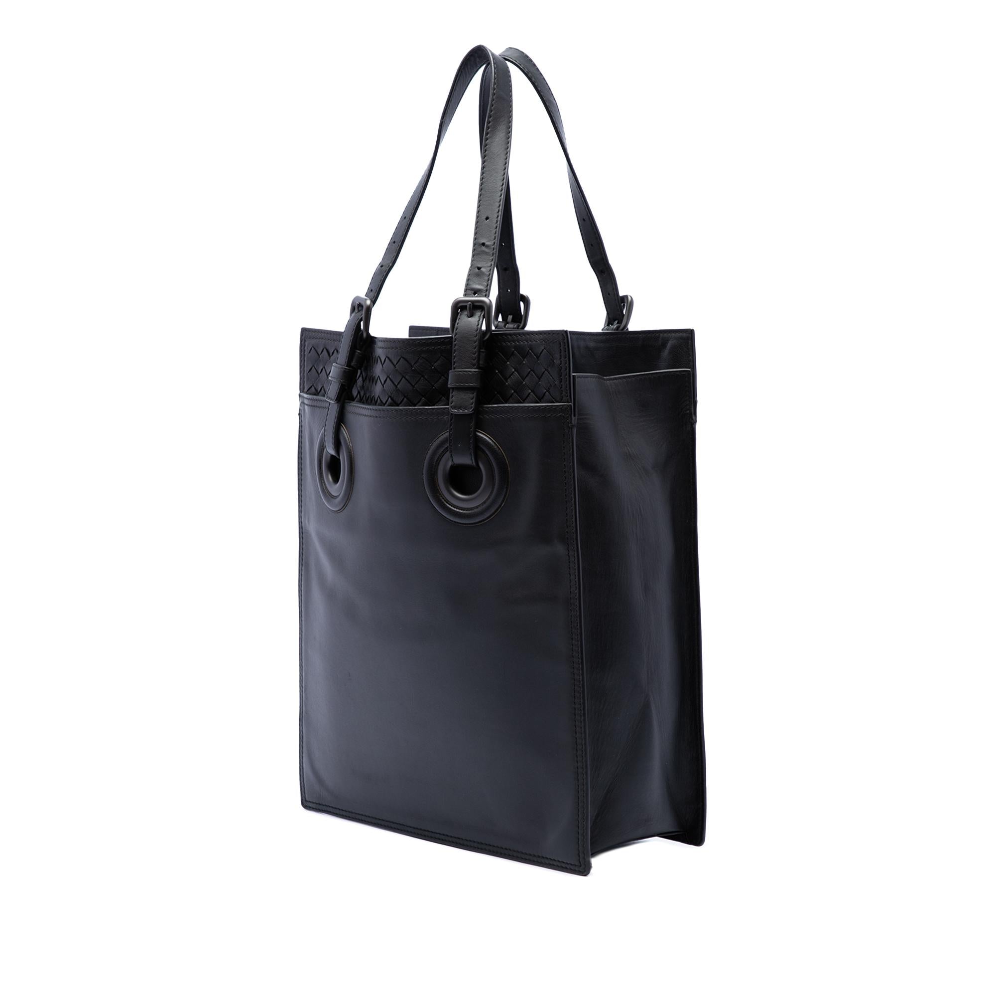 Bottega Veneta Intrecciato Trimmed Leather Oculus Tote