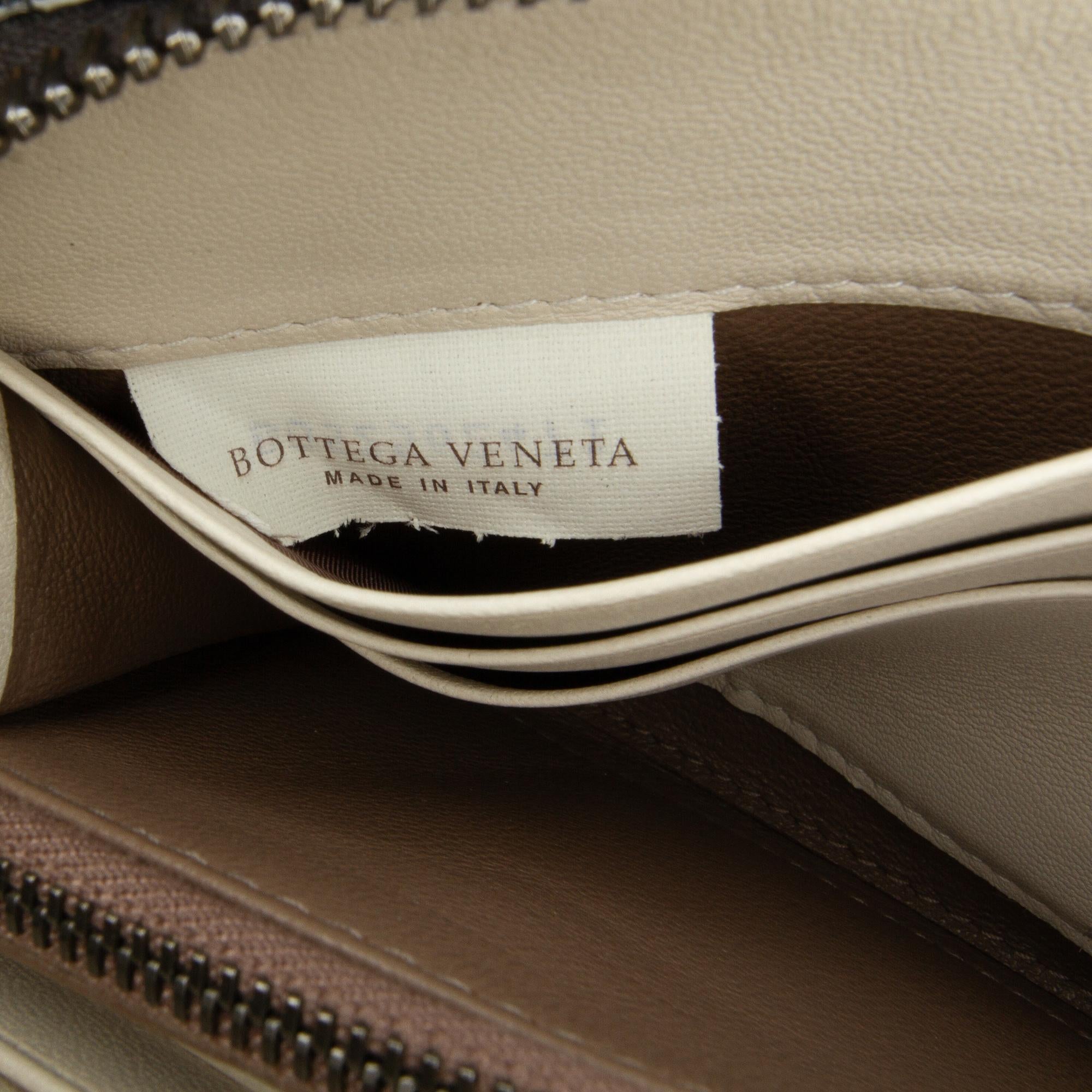 Bottega Veneta Intrecciato Zip Around Long Wallet (SHG-cBYpjx)