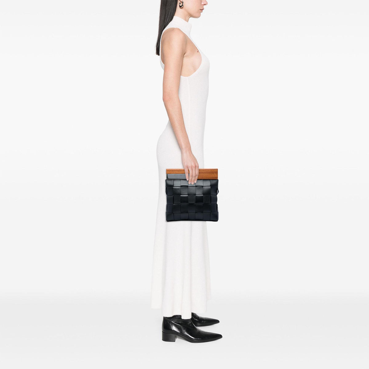 Bottega Veneta Lambskin Maxi Intrecciato The Snap Clutch