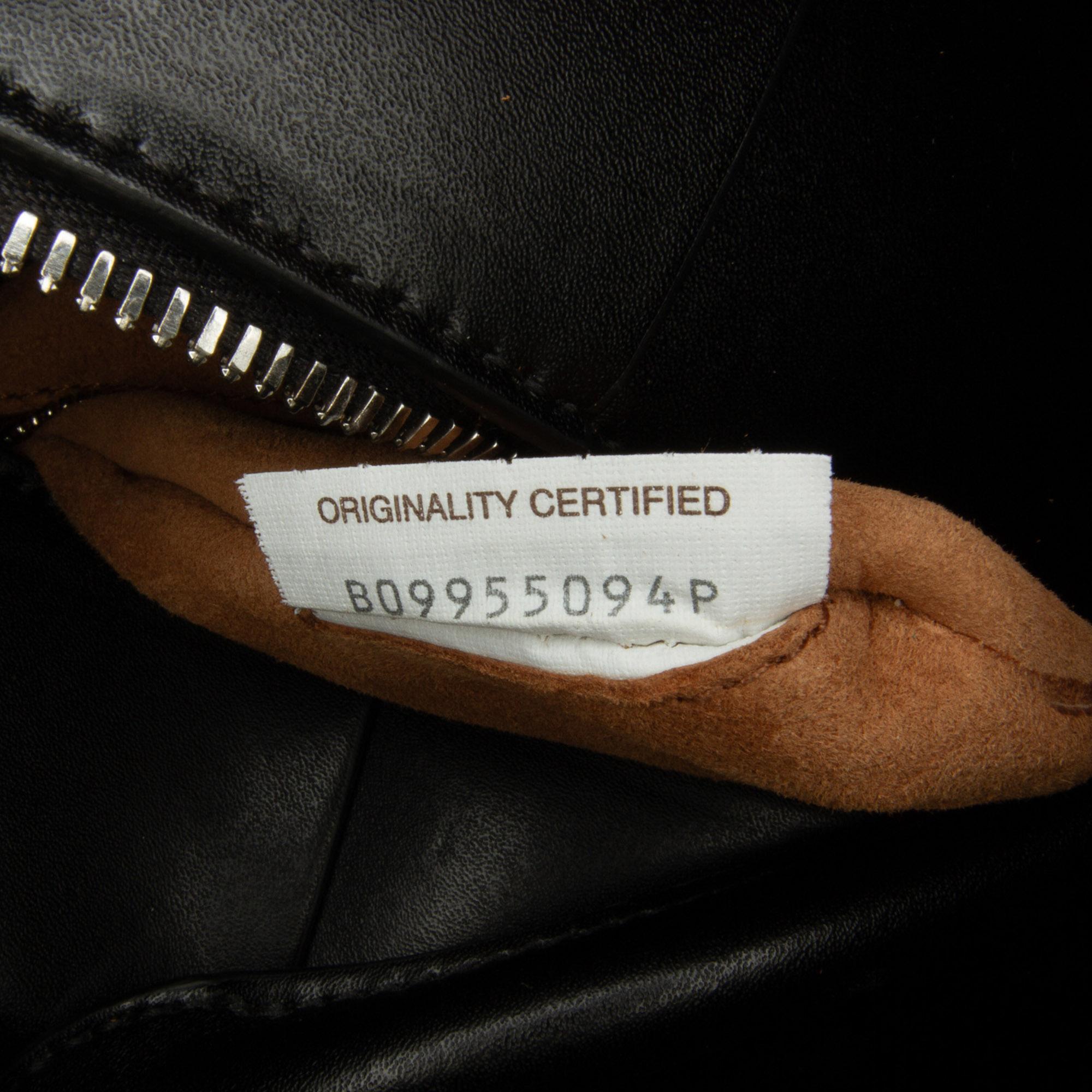 Bottega Veneta Maxi Intrecciato Arco Briefcase (SHG-GSkGKV)