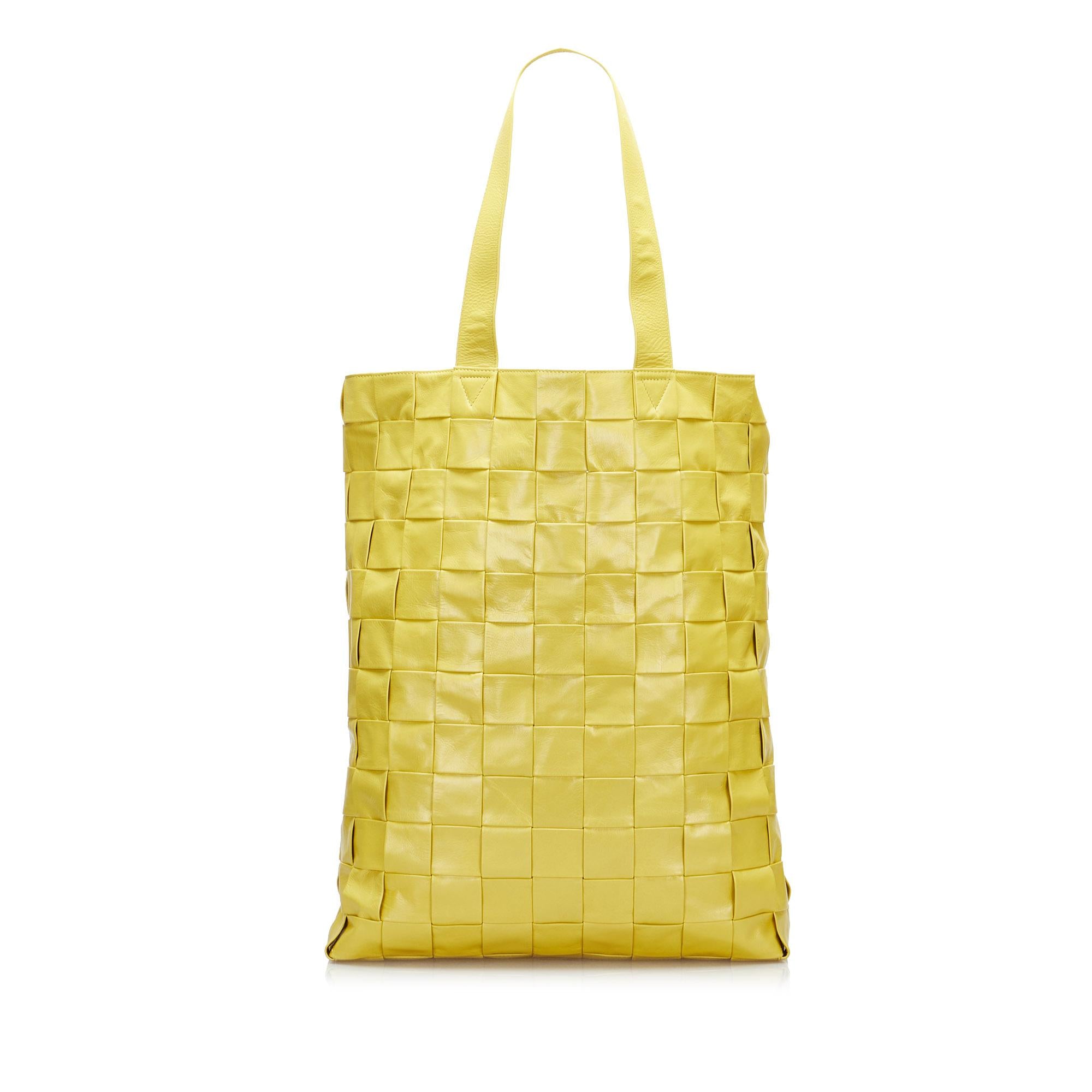 Bottega Veneta Maxi Intrecciato Cassette Tote Bag (SHG-6zLTAC)