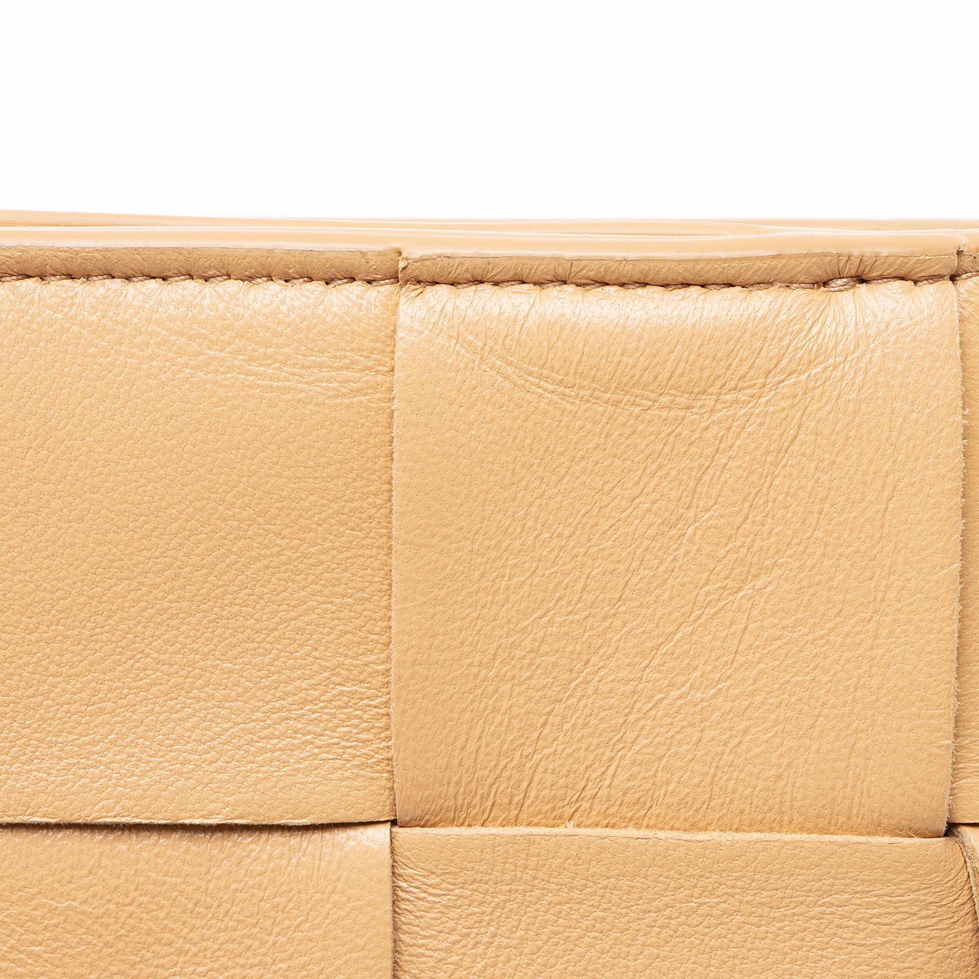 Bottega Veneta Maxi Intrecciato Compact Wallet