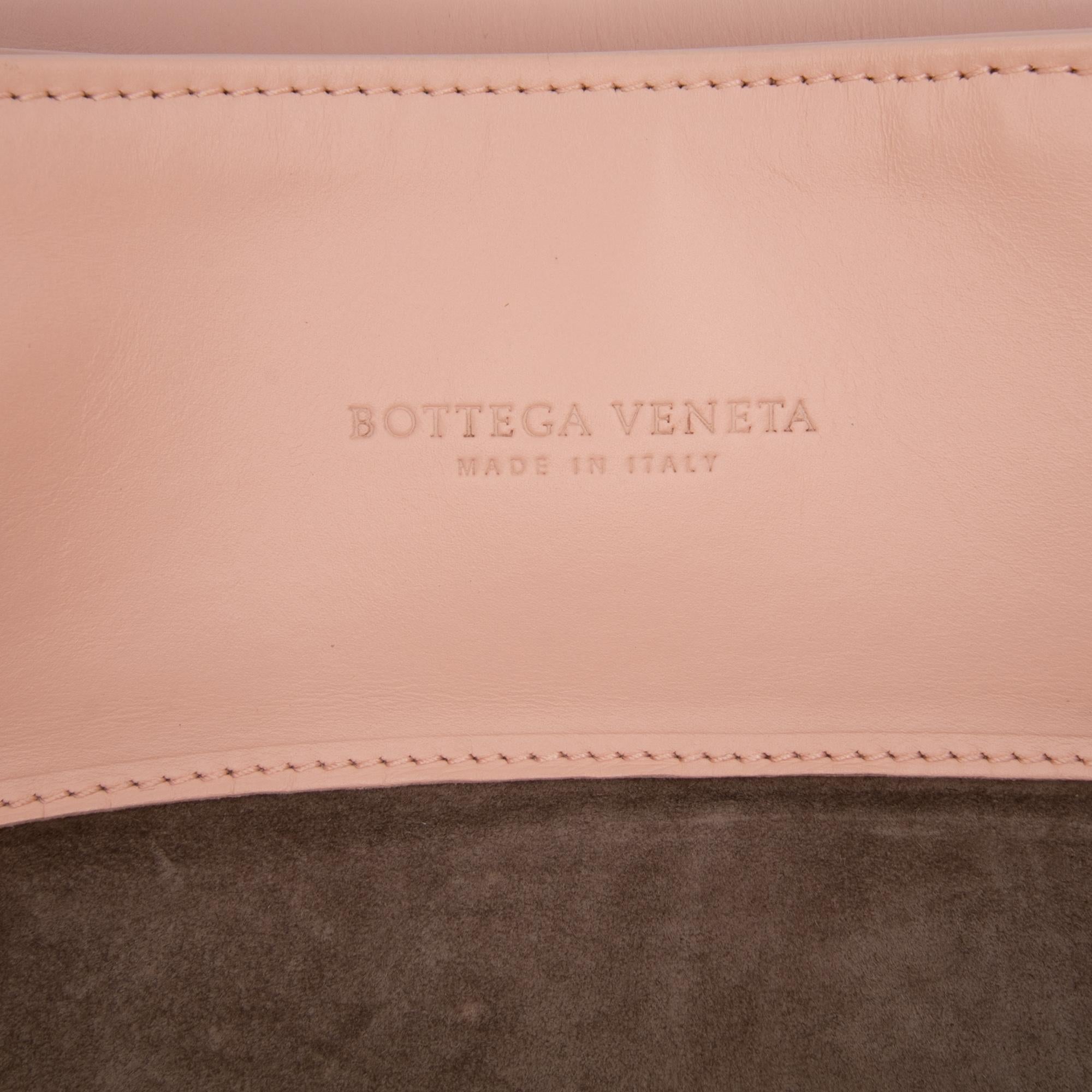 Bottega Veneta Medium Nappa Intrecciato Roma Tote
