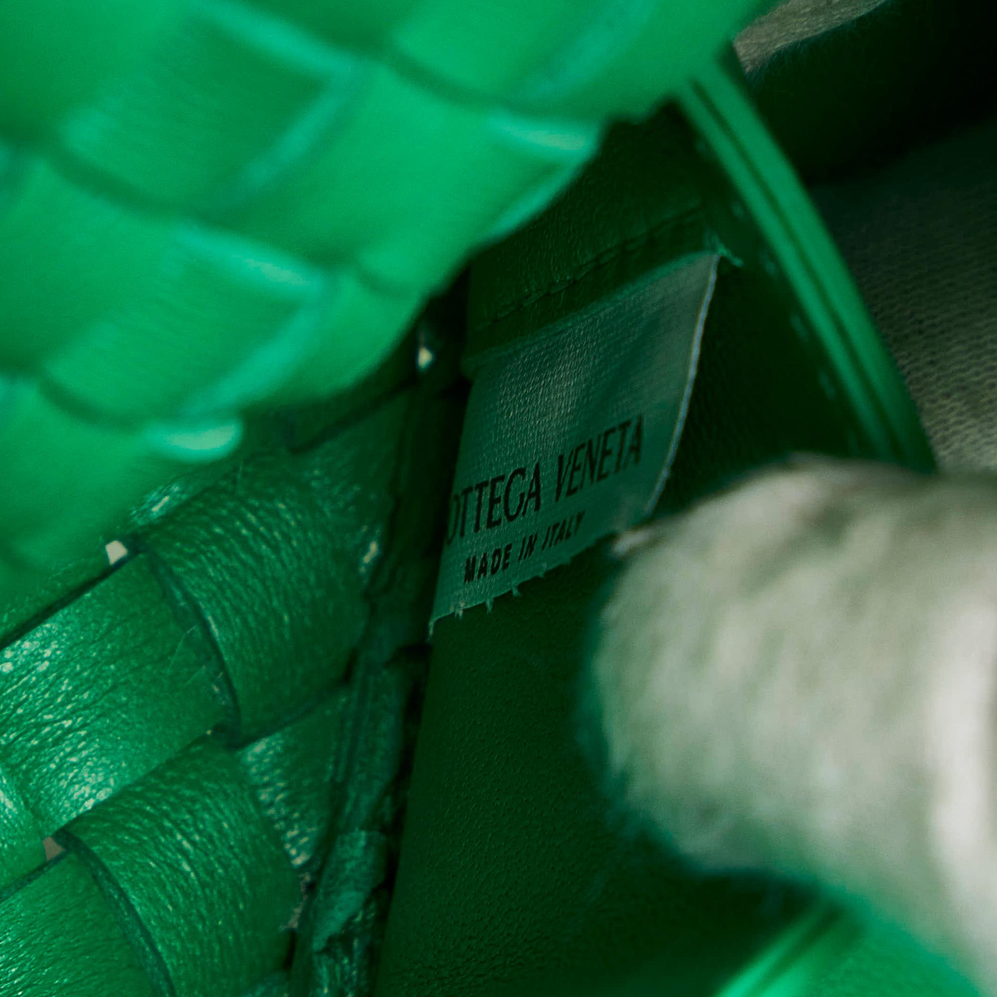 Bottega Veneta Mini Intrecciato Cabat (SHG-3Md7z1)