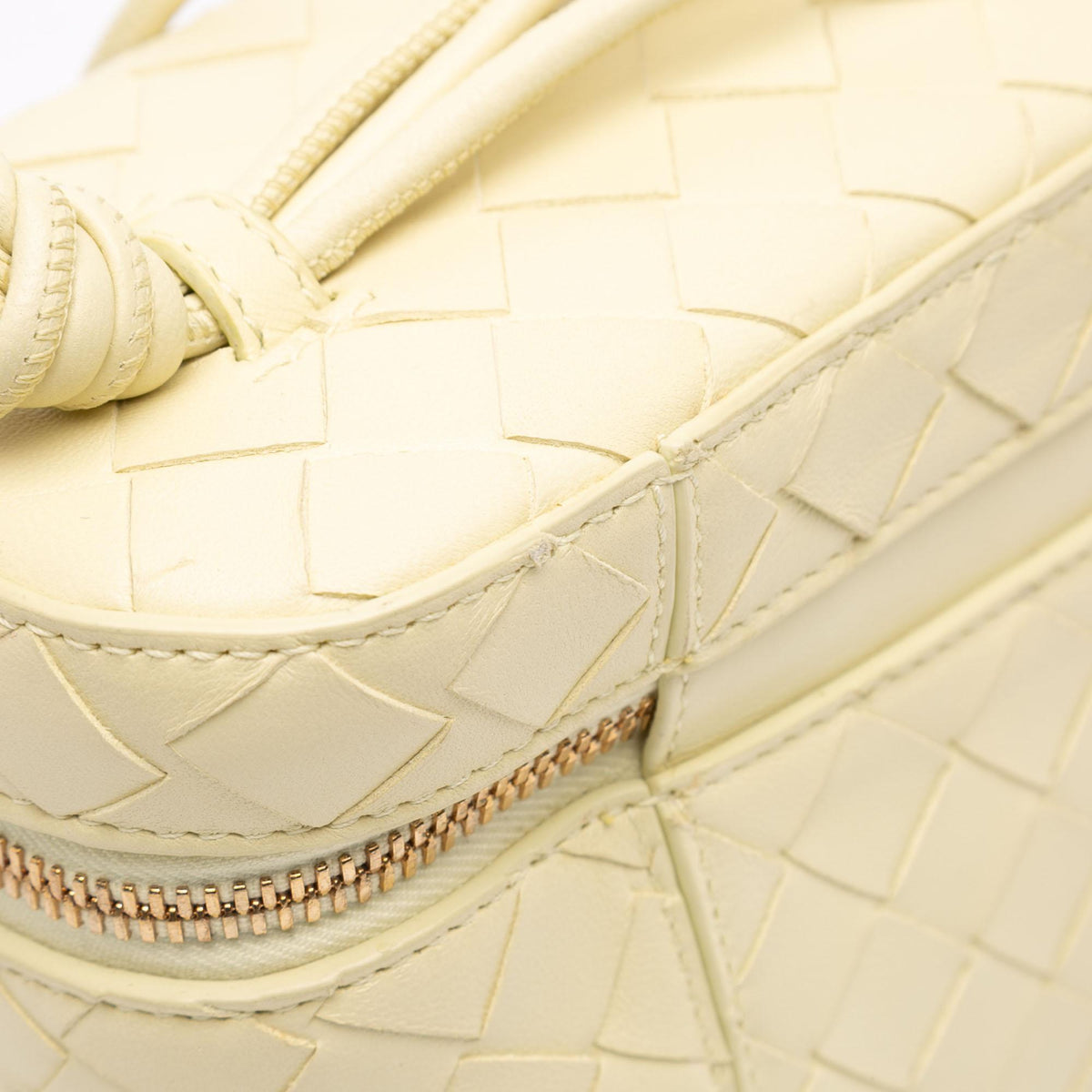 Bottega Veneta Mini Nappa Intrecciato Vanity Case