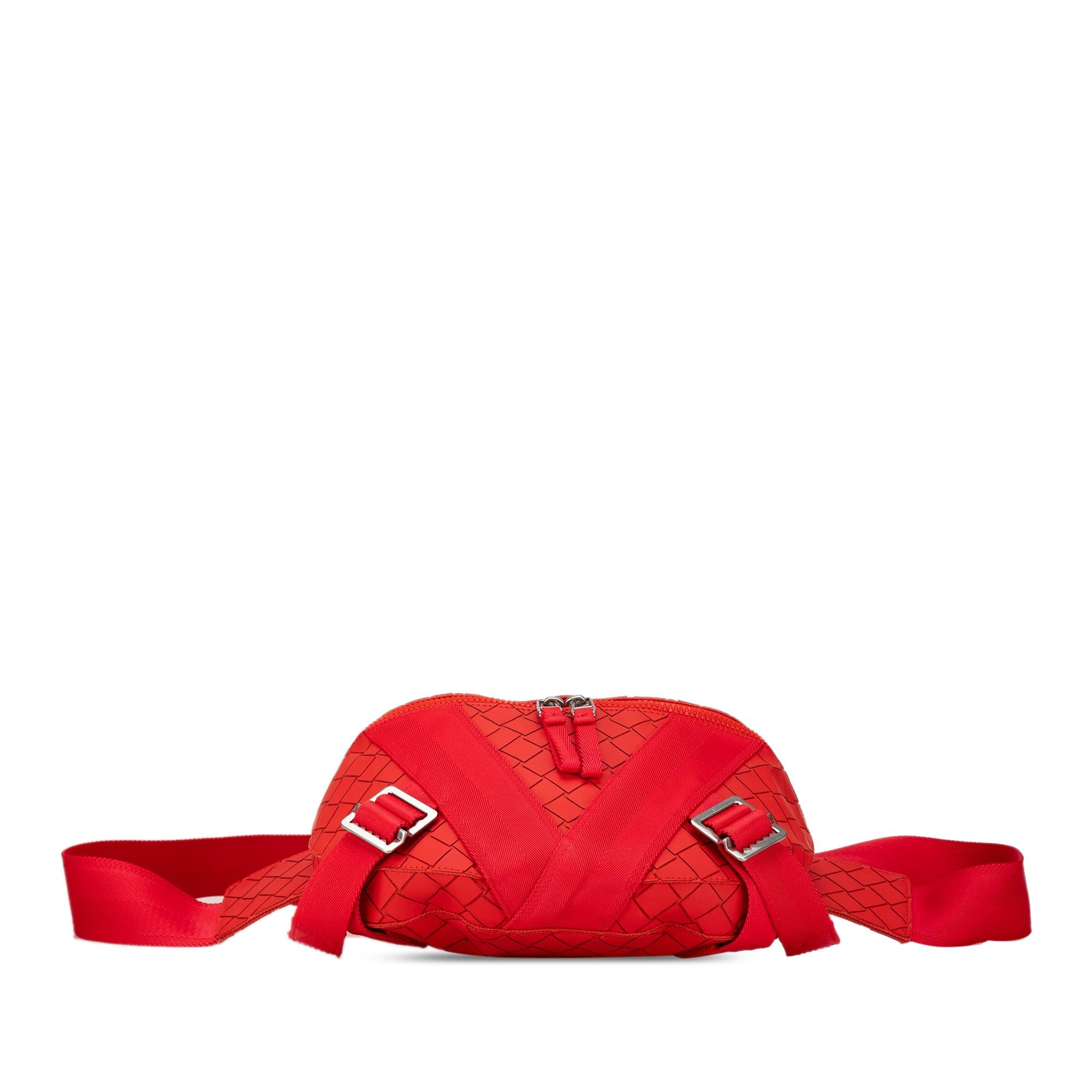 Bottega Veneta Nappa Intrecciato Carved Panels Belt Bag (SHG-nmECeT)
