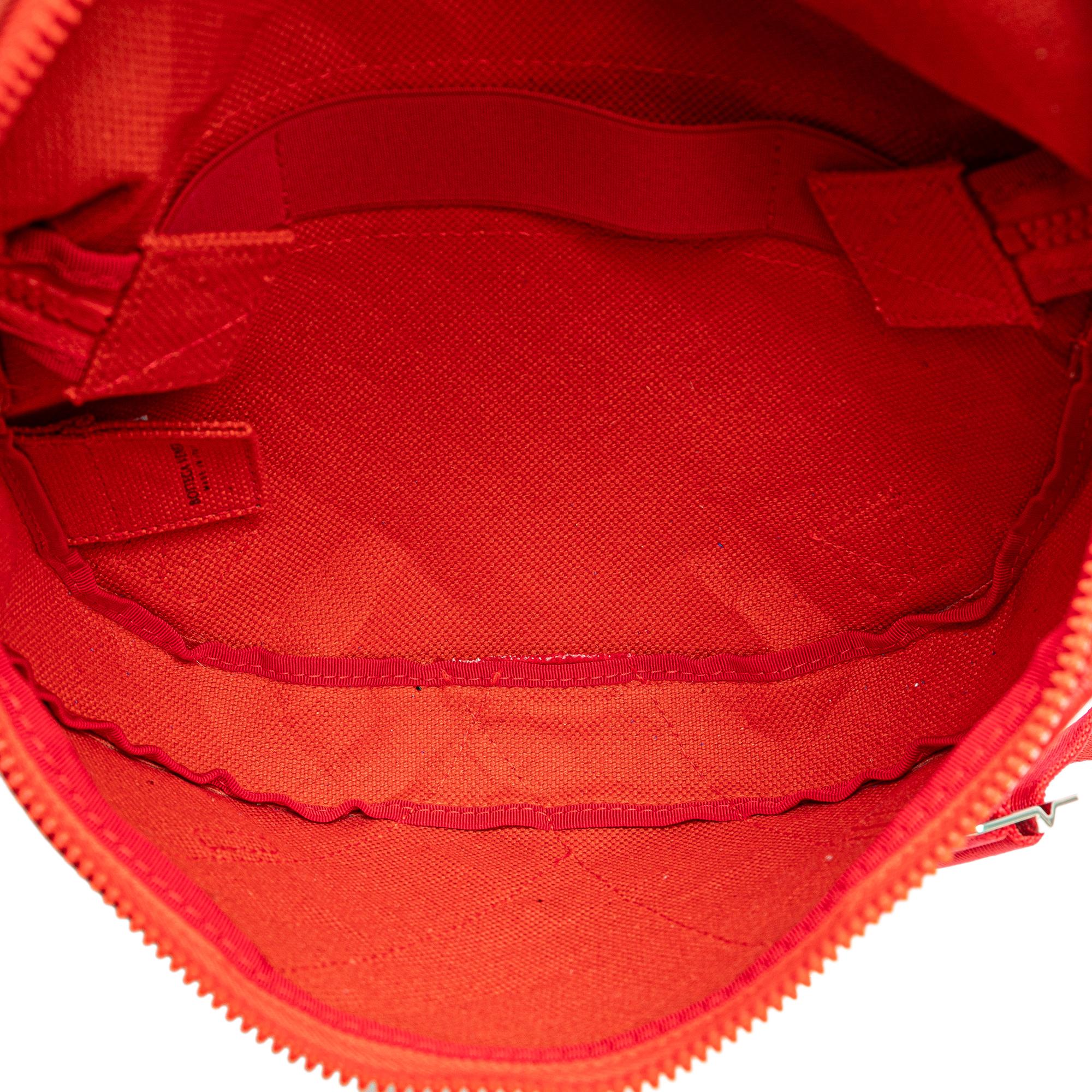 Bottega Veneta Nappa Intrecciato Carved Panels Belt Bag (SHG-nmECeT)