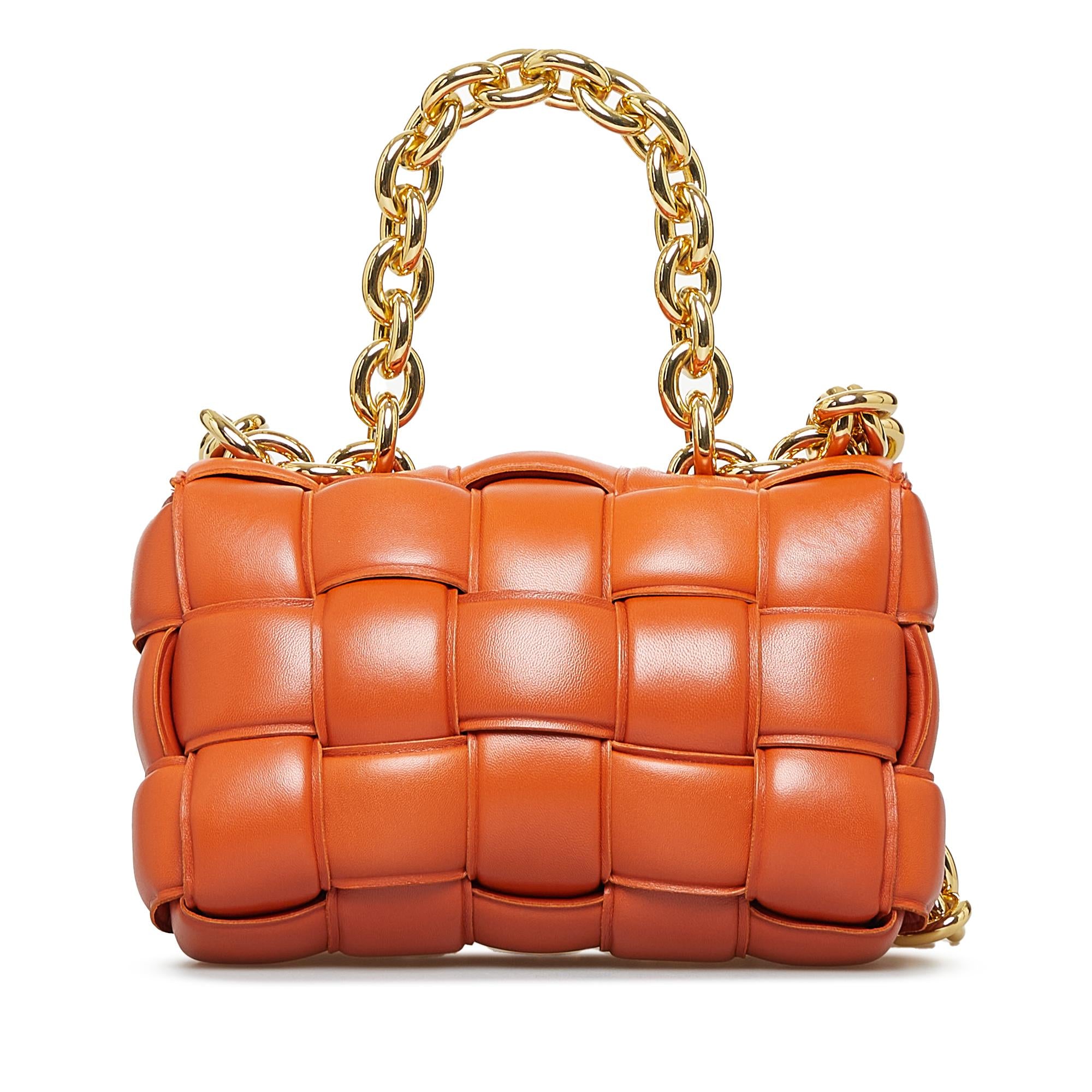 Bottega Veneta Padded Cassette Chain Satchel (SHG-Y9CA1z)