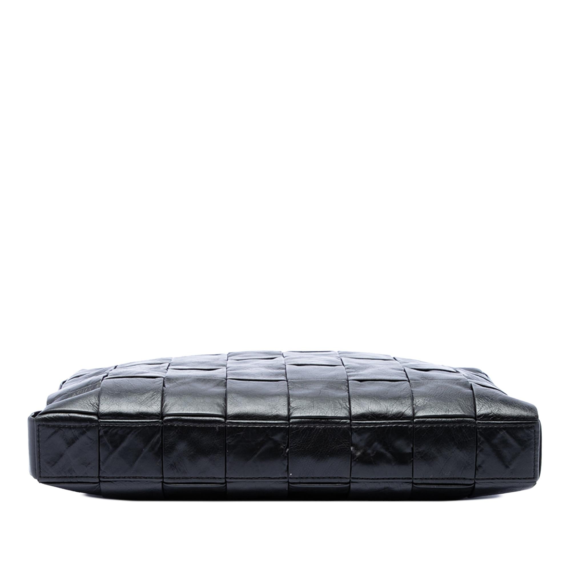 Bottega Veneta Paper Calfskin Maxi Intrecciato Cassette Clutch