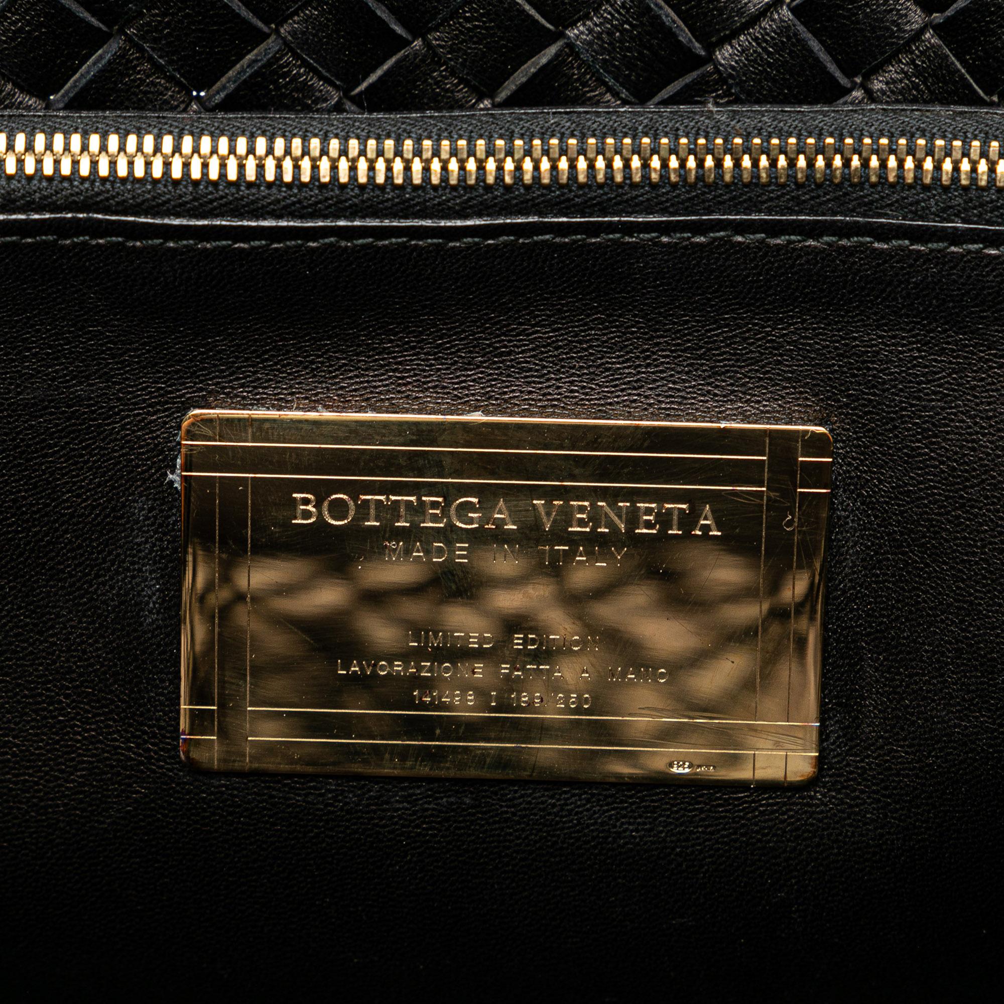 Bottega Veneta Small Intrecciato Cabat Tote (SHG-bjW6cs)