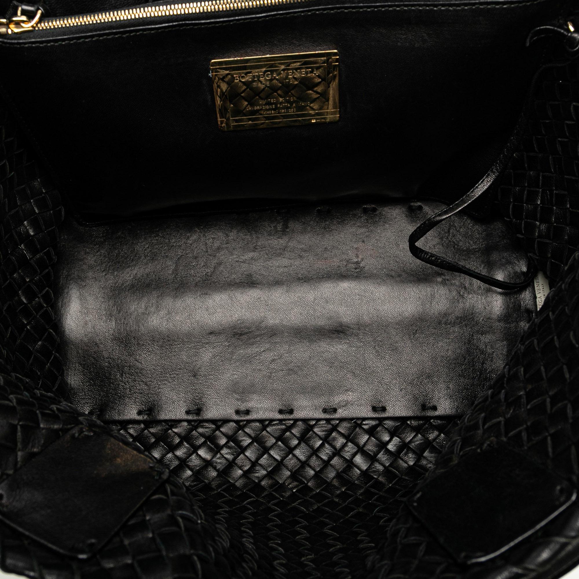 Bottega Veneta Small Intrecciato Cabat Tote (SHG-bjW6cs)