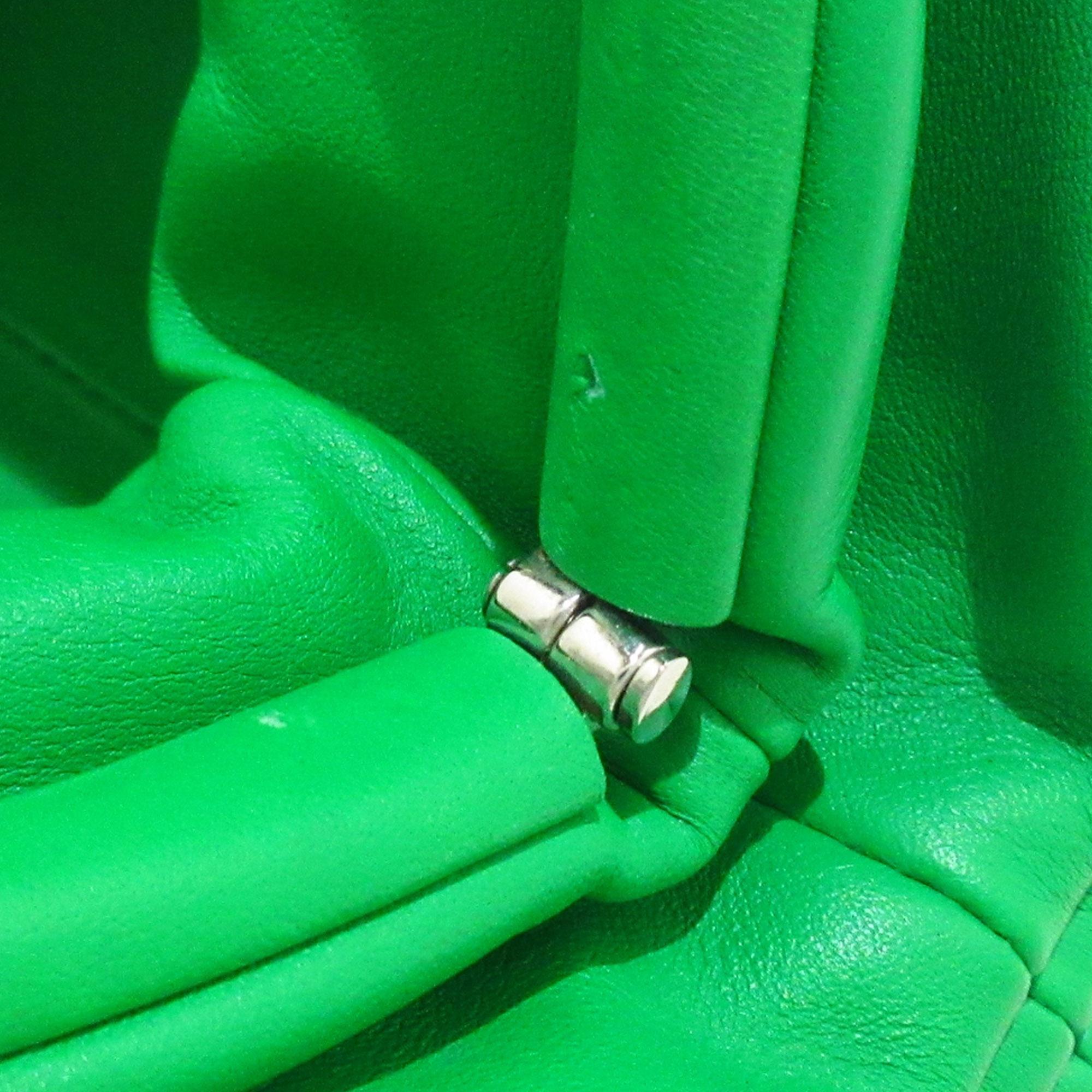 Bottega Veneta The Mini Pouch (SHG-hStMM9)