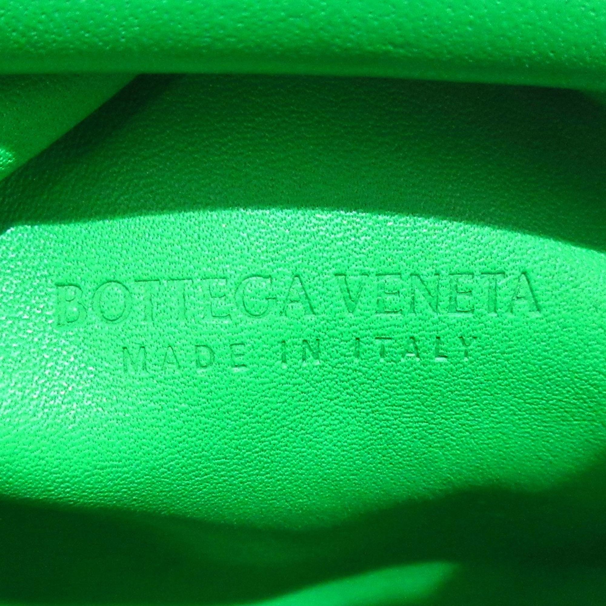 Bottega Veneta The Mini Pouch (SHG-hStMM9)