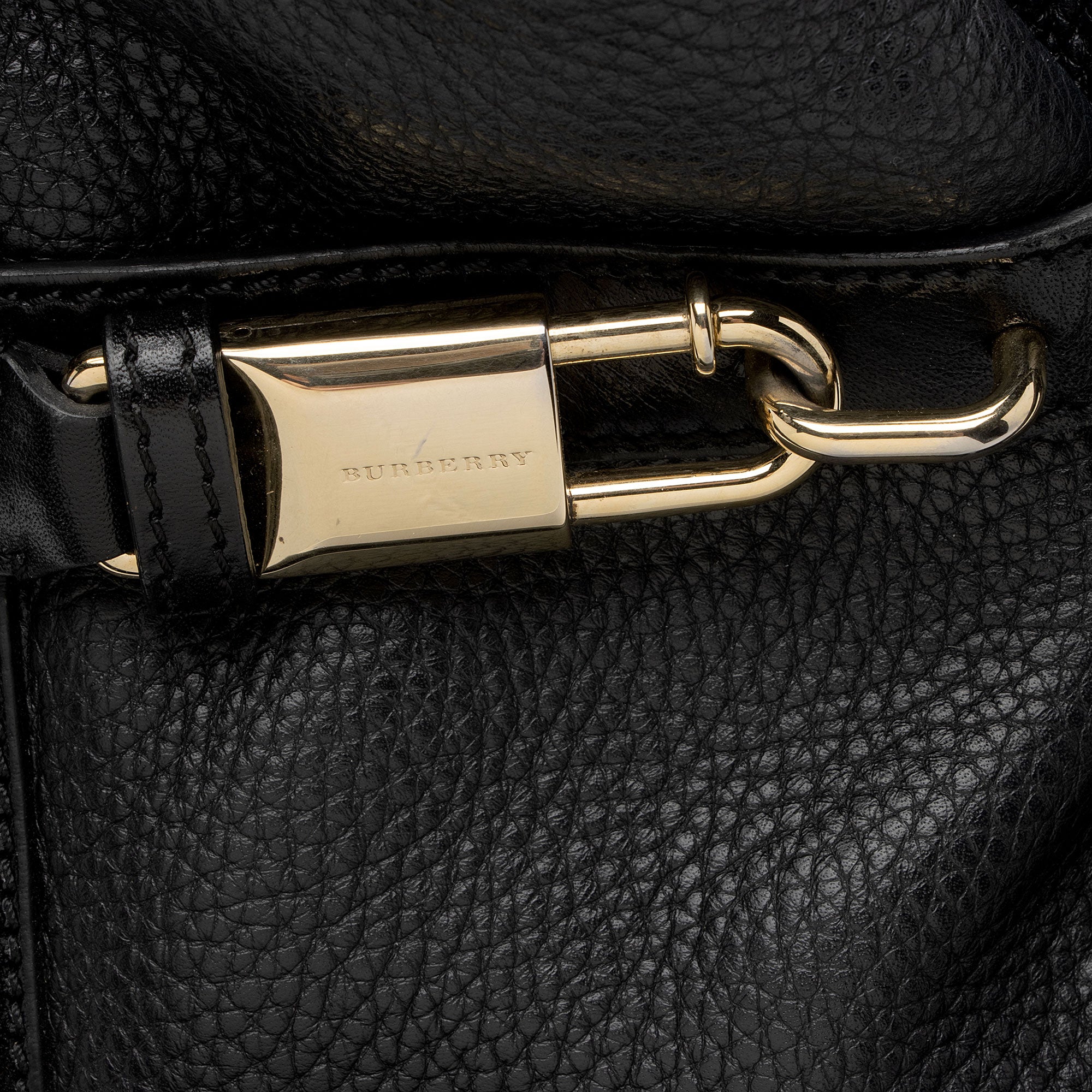 Burberry Calfskin Golderton Tote (SHF-dTtZRD)
