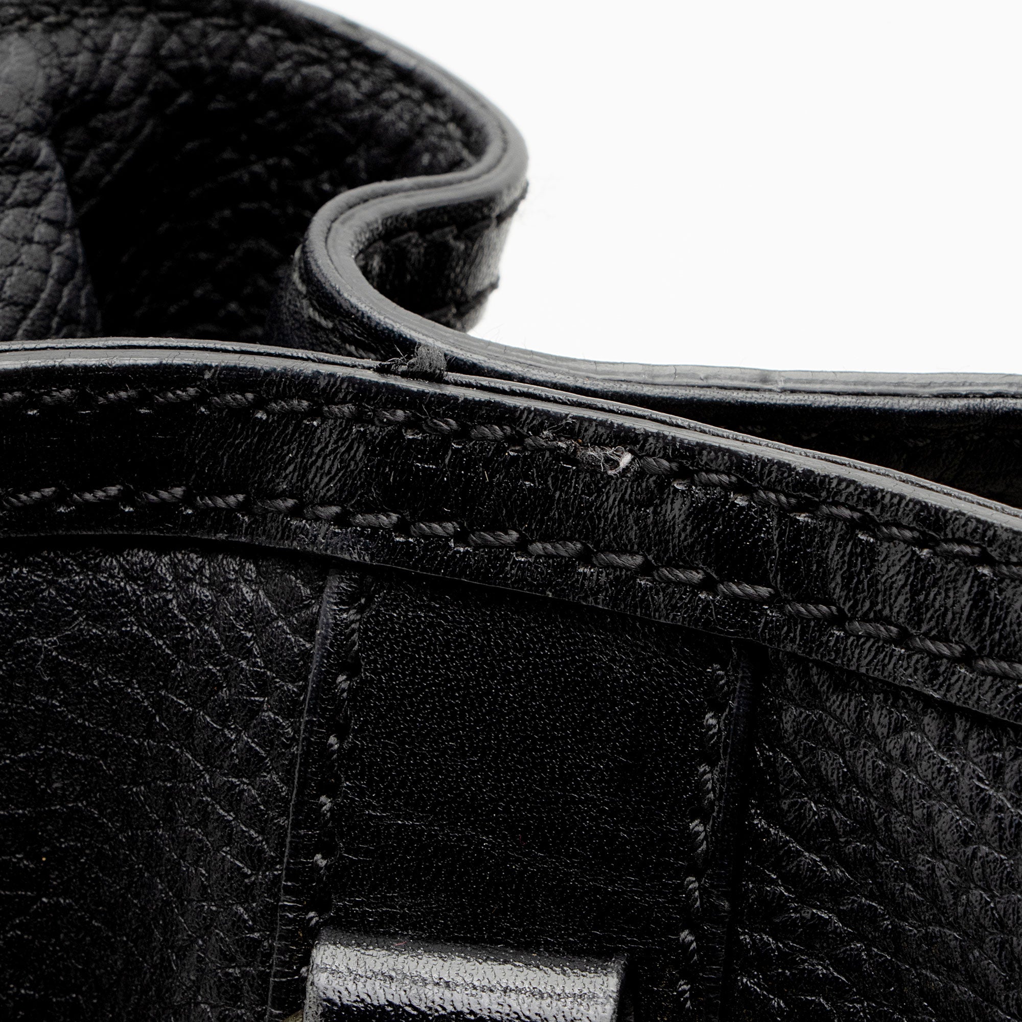 Burberry Calfskin Golderton Tote (SHF-dTtZRD)