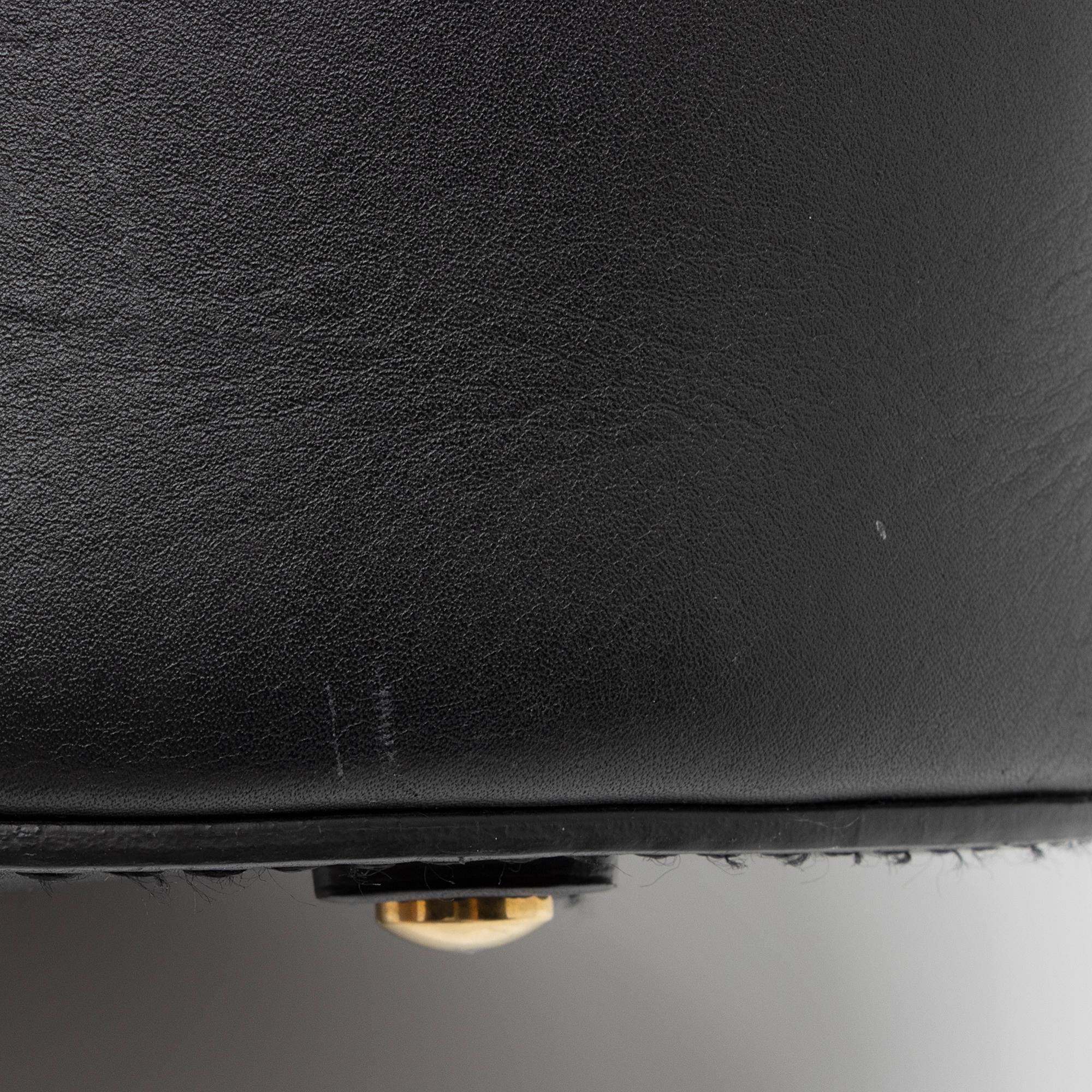 Burberry Calfskin Medium Bucket Bag (SHF-rLoMiD)