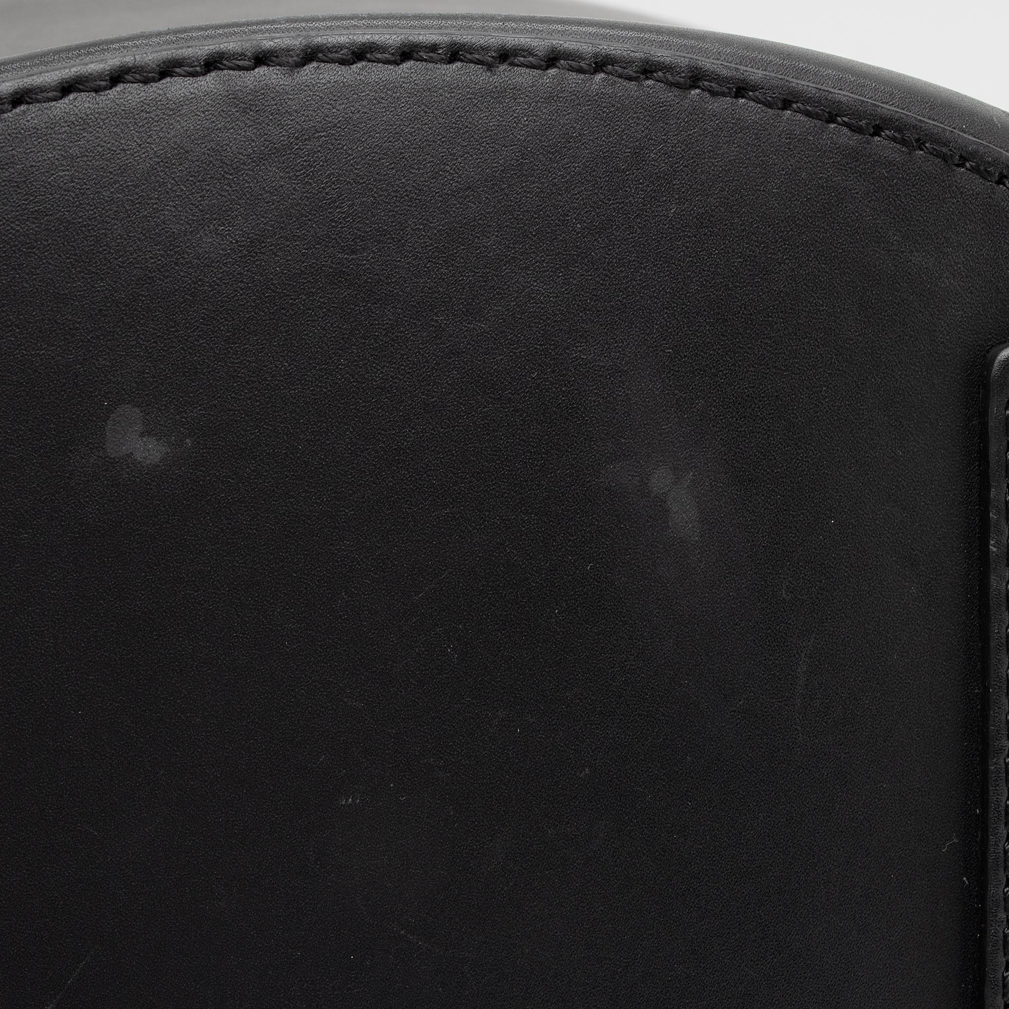 Burberry Calfskin Medium Bucket Bag (SHF-rLoMiD)