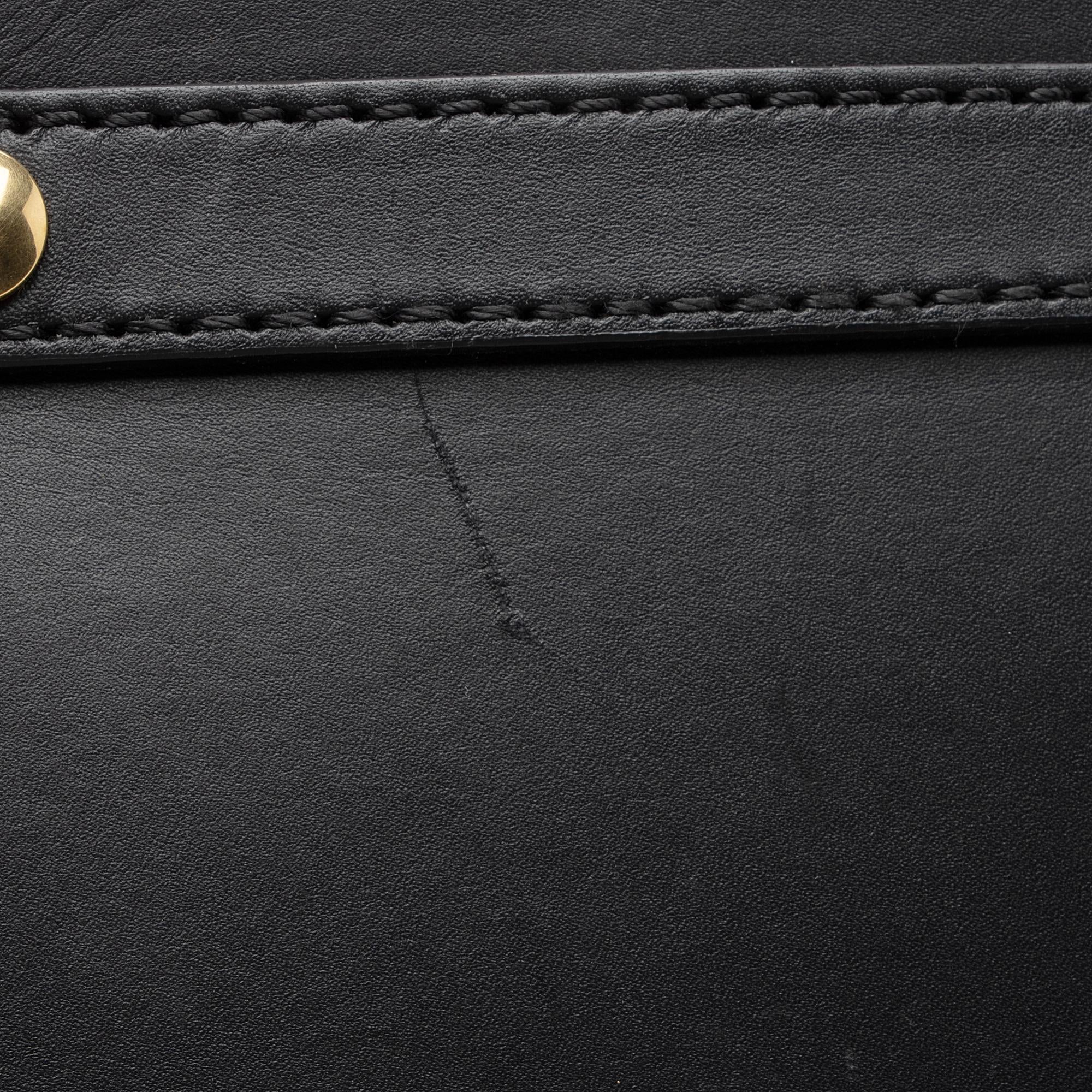 Burberry Calfskin Medium Bucket Bag (SHF-rLoMiD)