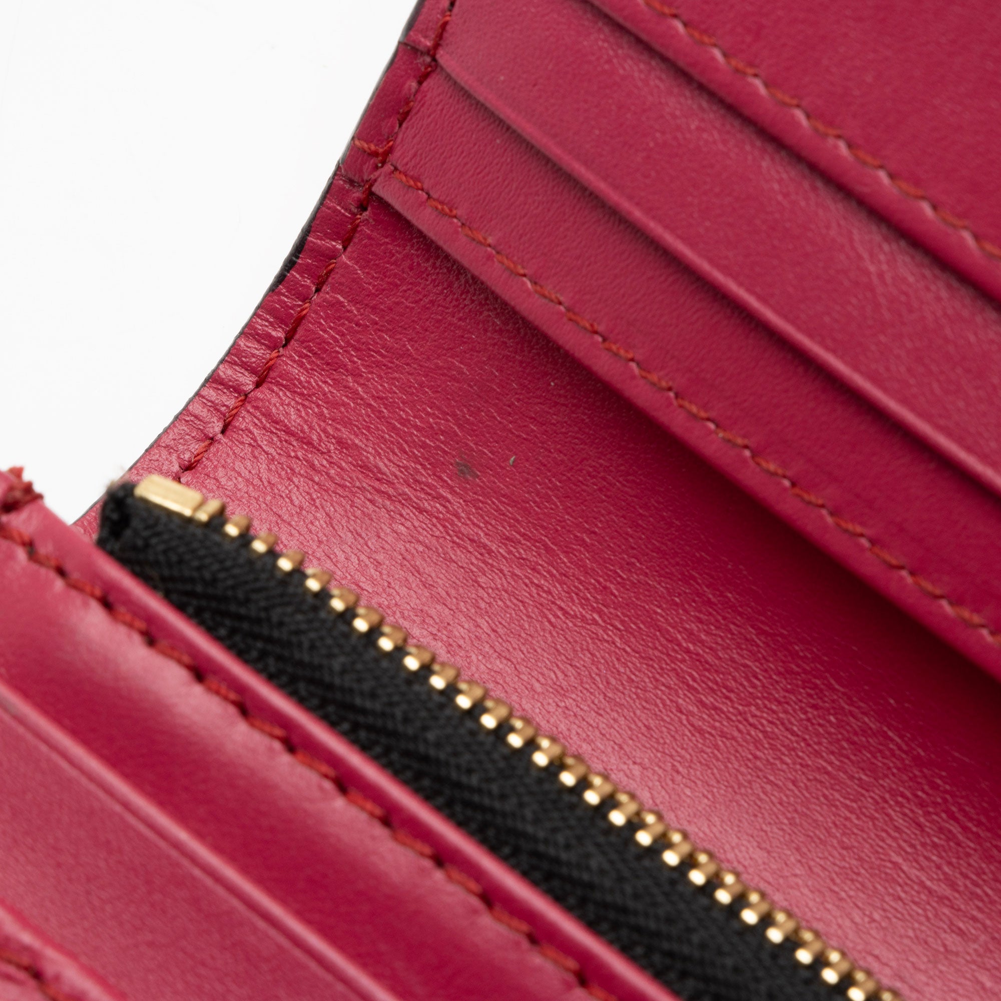 Burberry Embossed Leather Porter Wallet (SHF-HT8YDE)